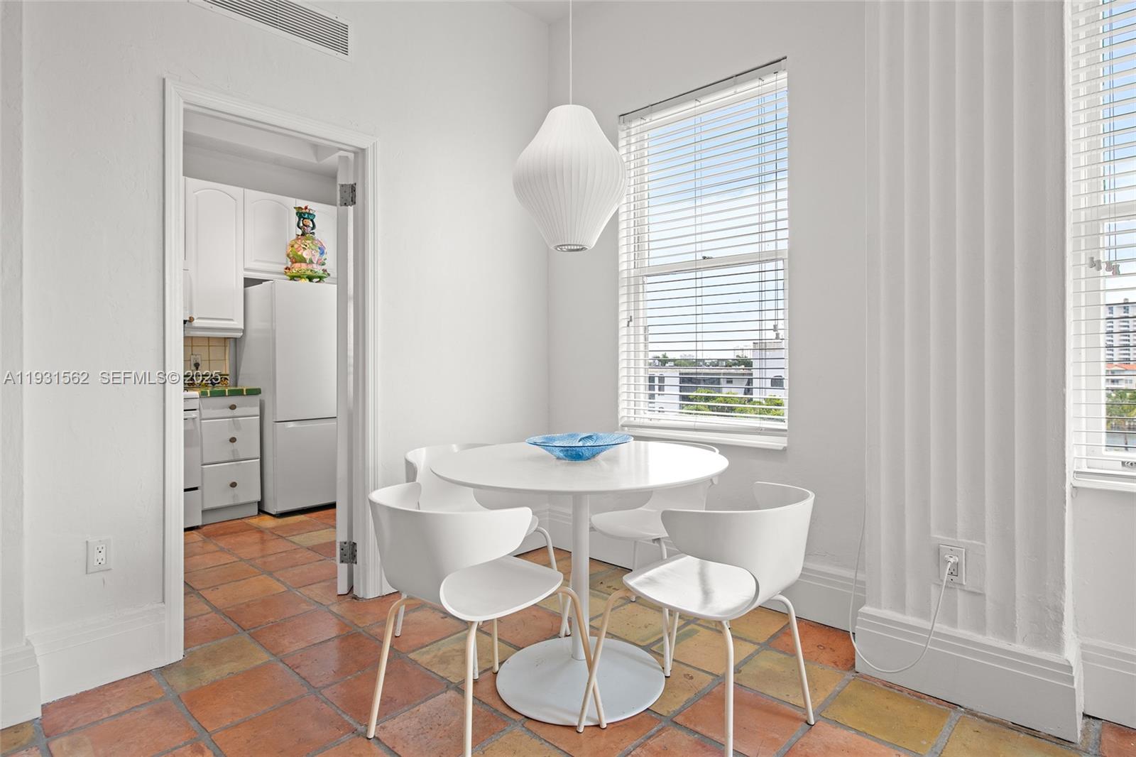 2421 Lake Pancoast Dr 5C