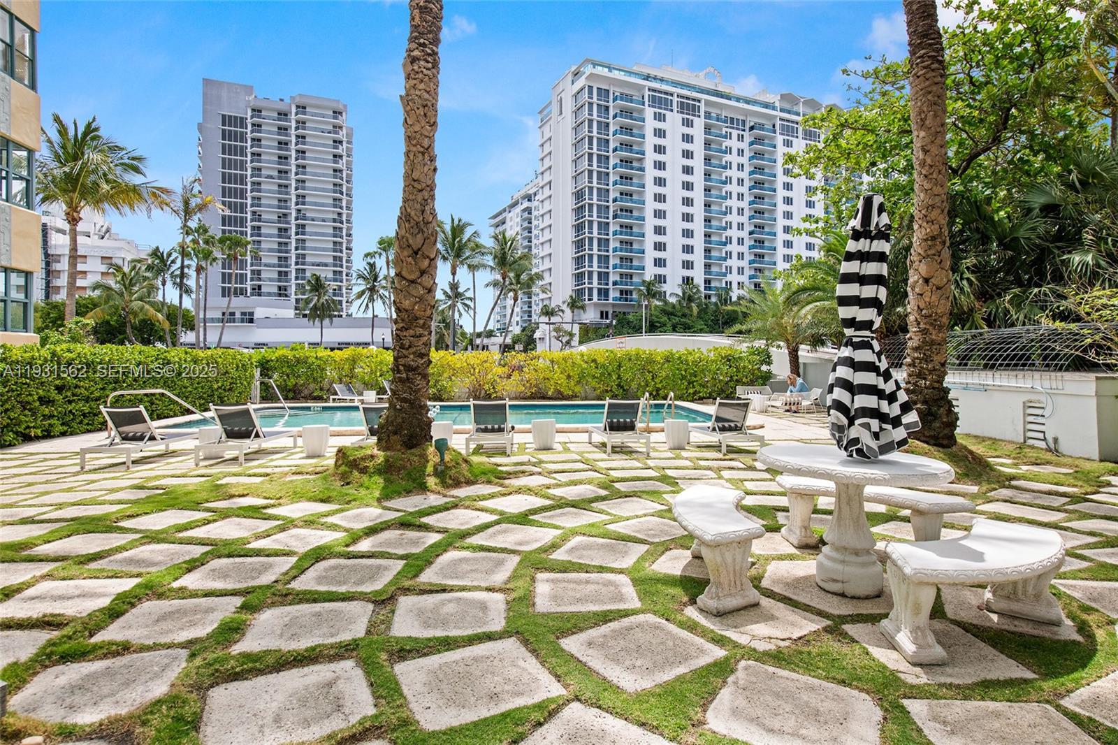 HELEN MAR CONDO - Residential