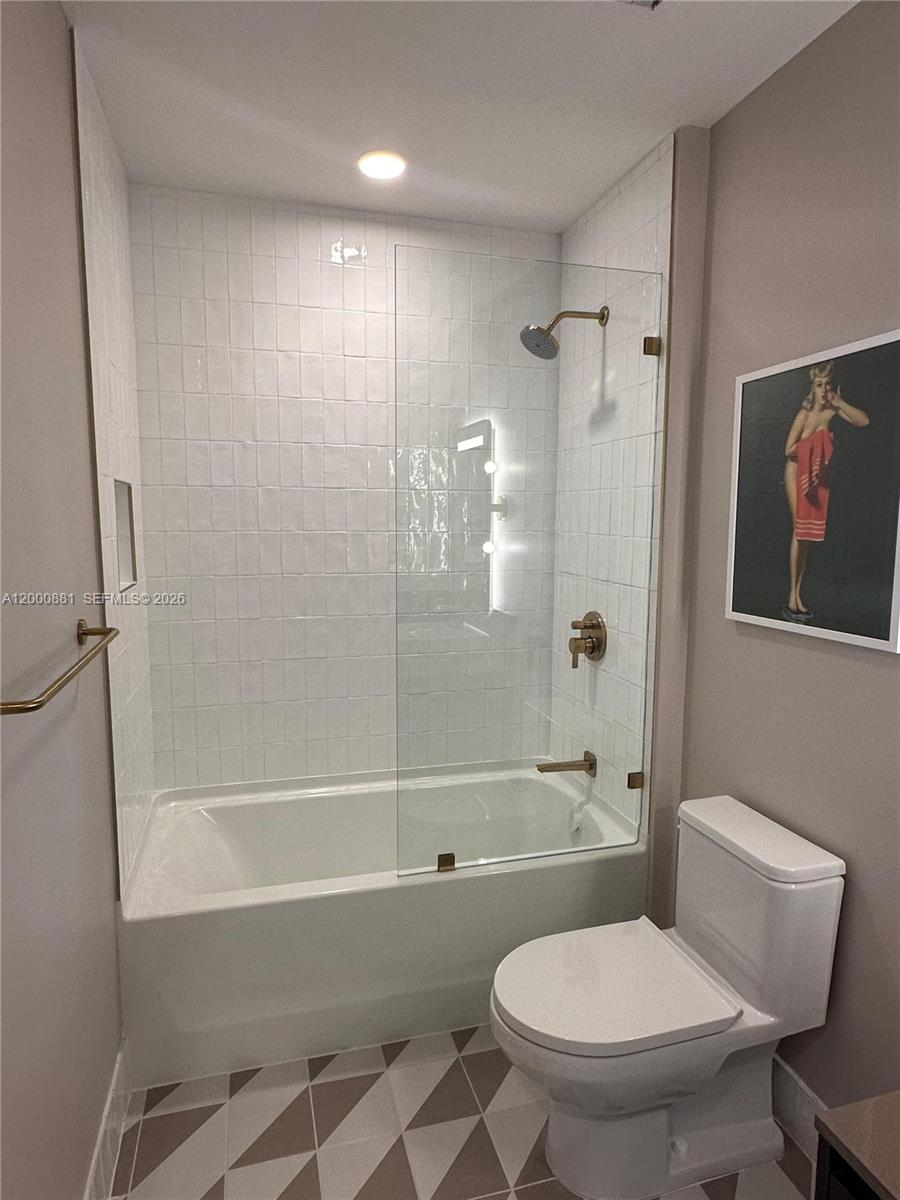 Gale Miami - Residential Lease