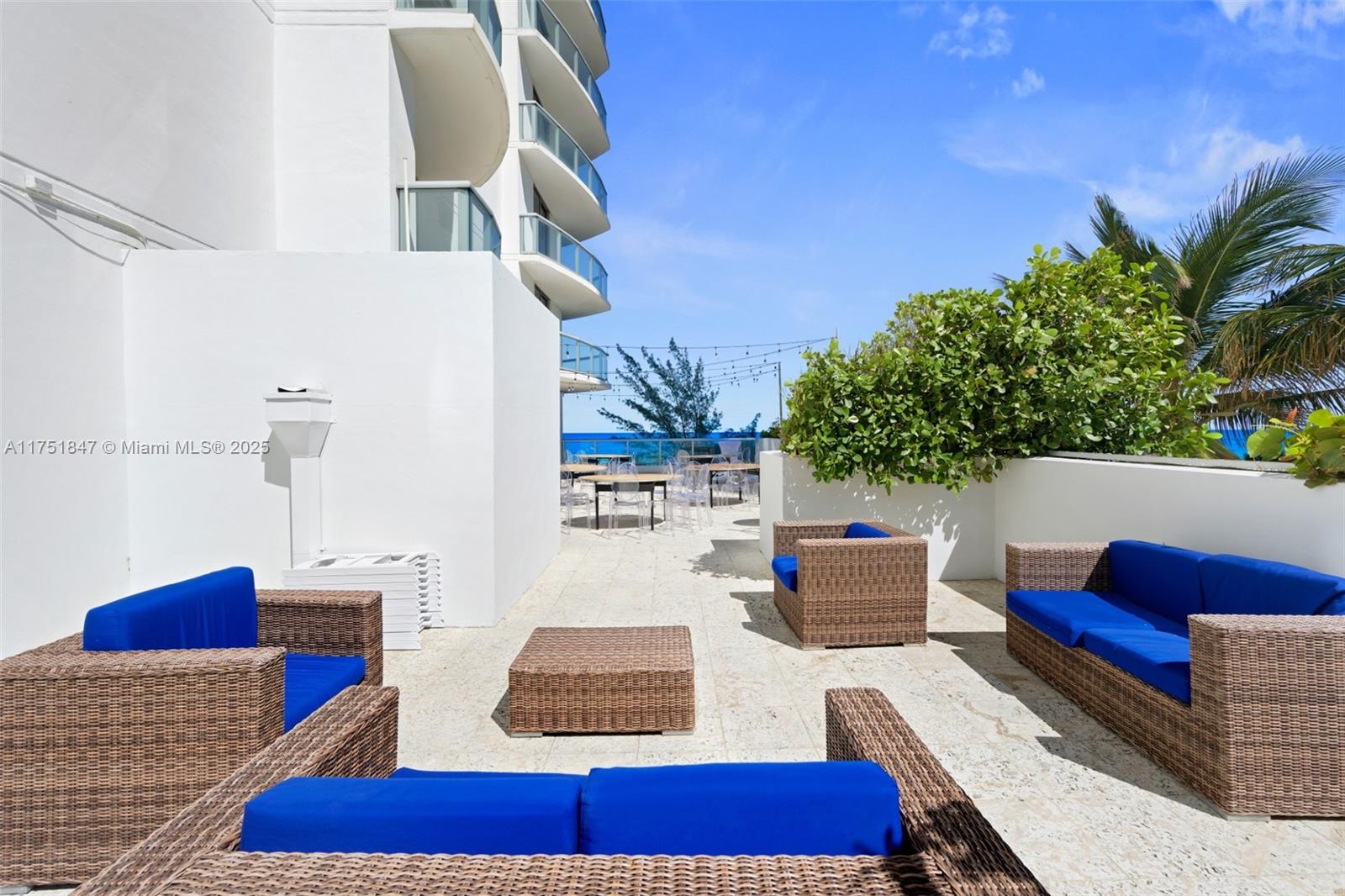 M RESORT RESIDENCES CONDO - Residential