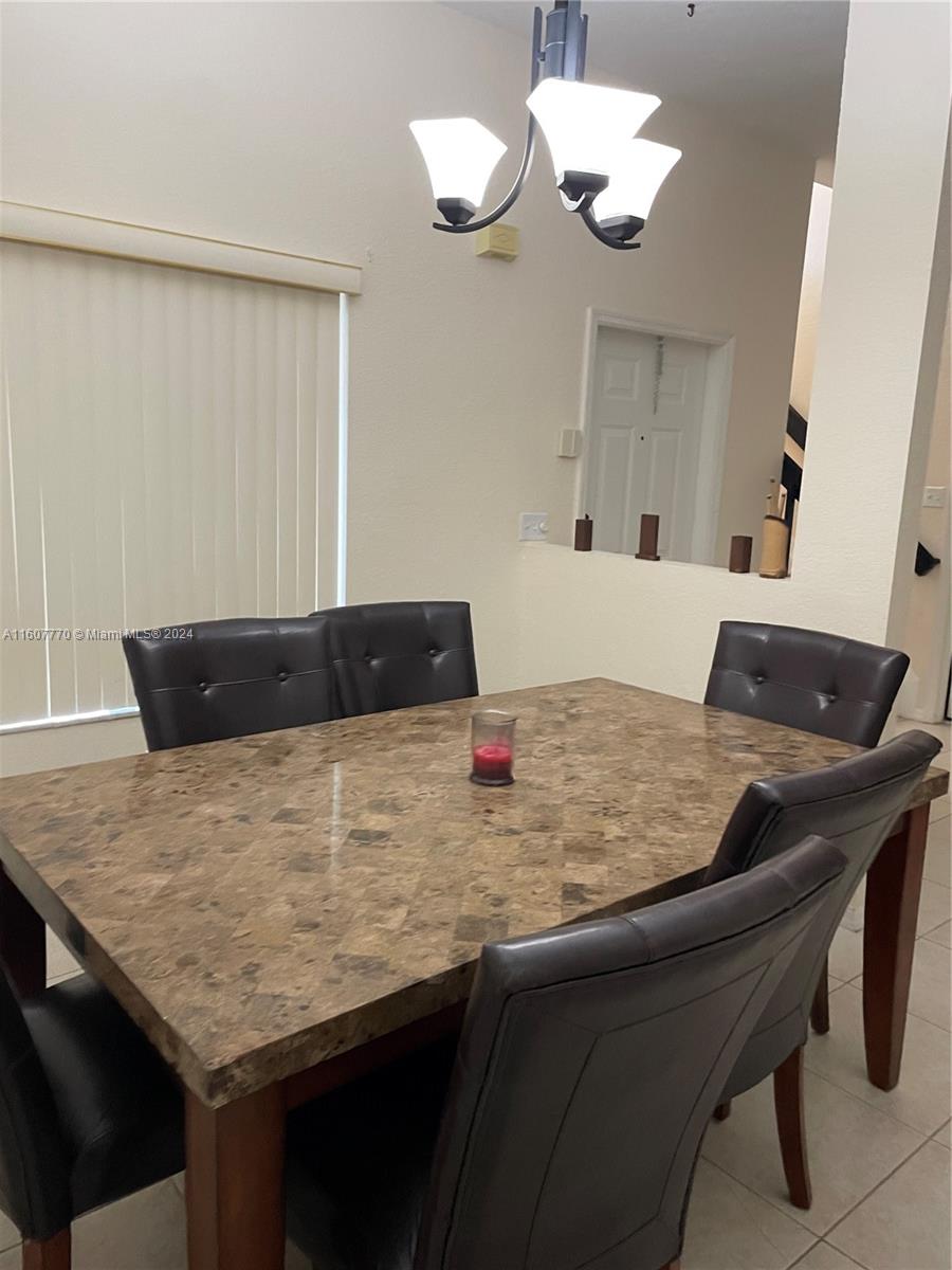 TOWNGATE NORTH - Residential Lease