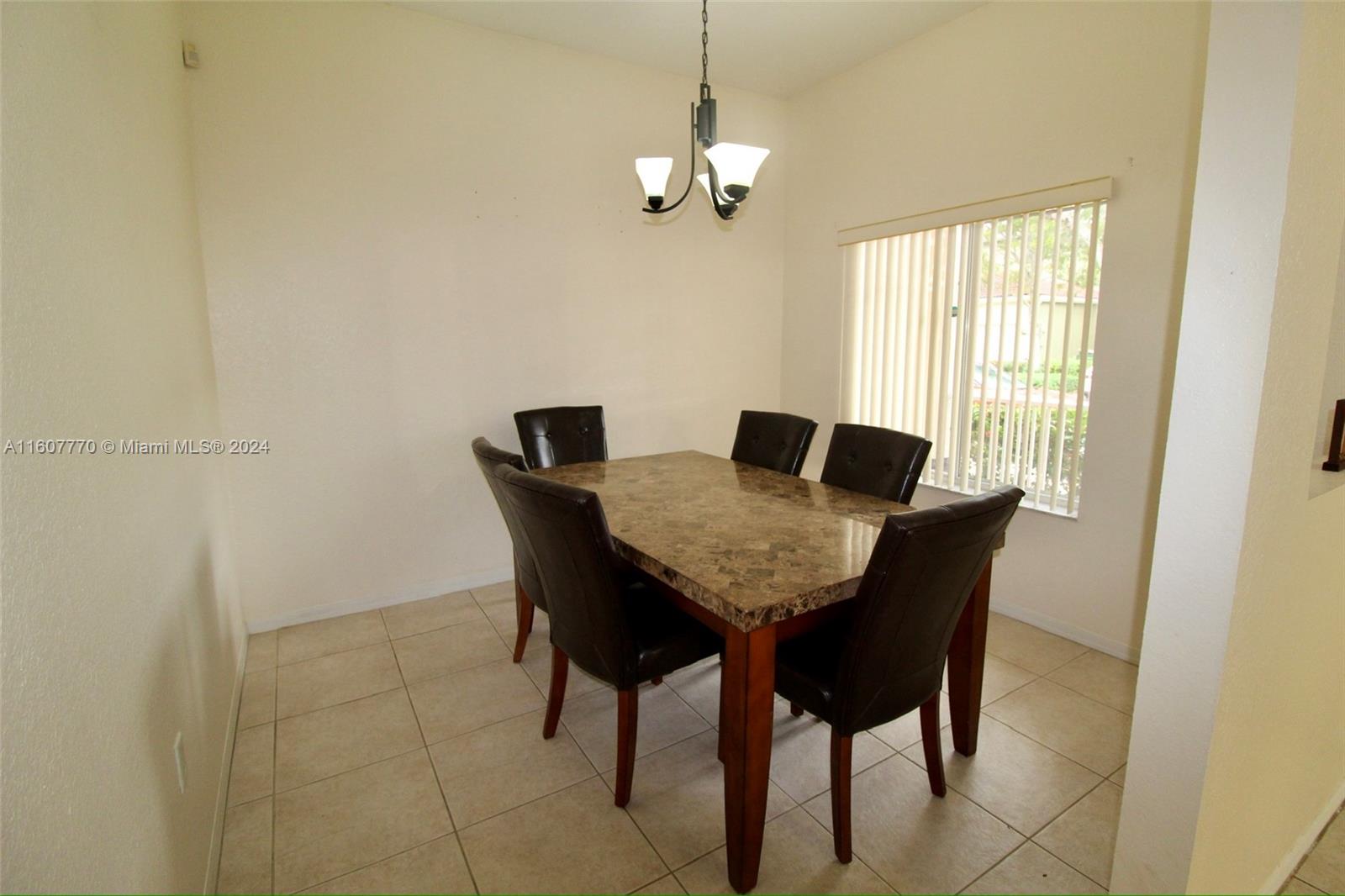 TOWNGATE NORTH - Residential Lease