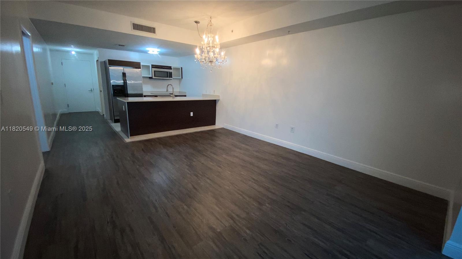 1900 N Bayshore Dr 2209