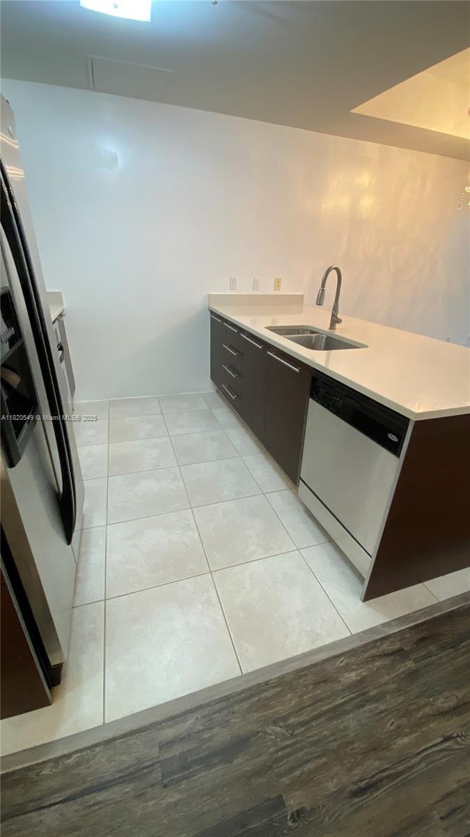 1900 N Bayshore Dr 2209