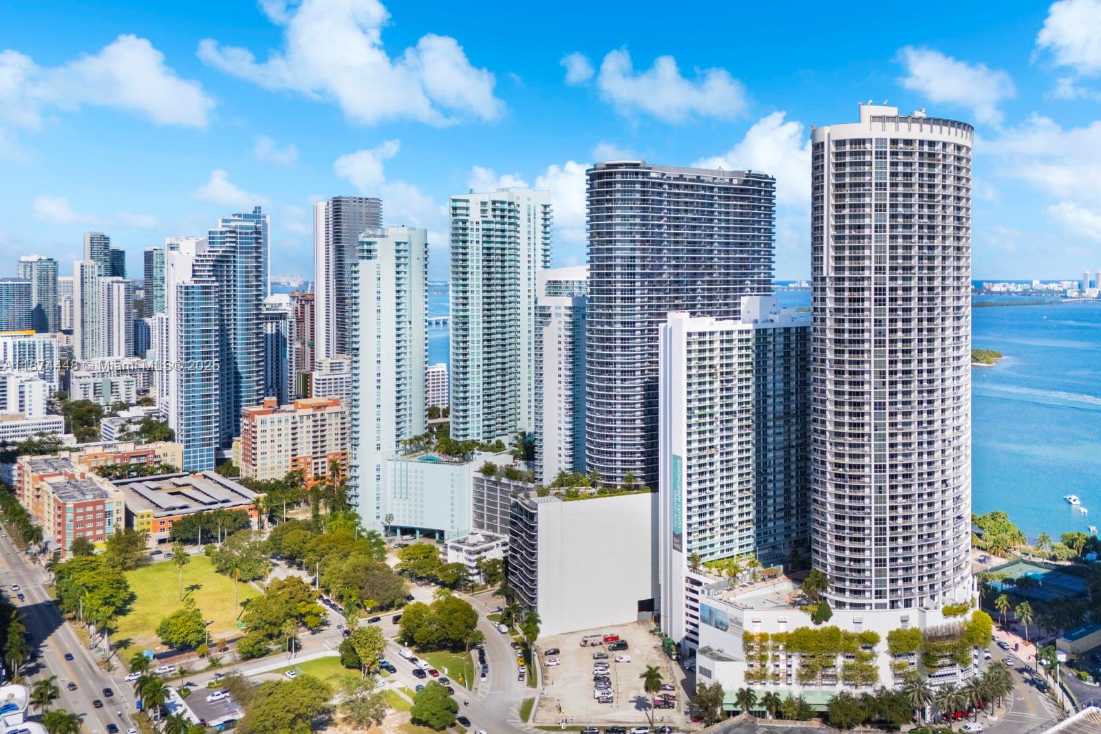 1750 N Bayshore Dr 4109