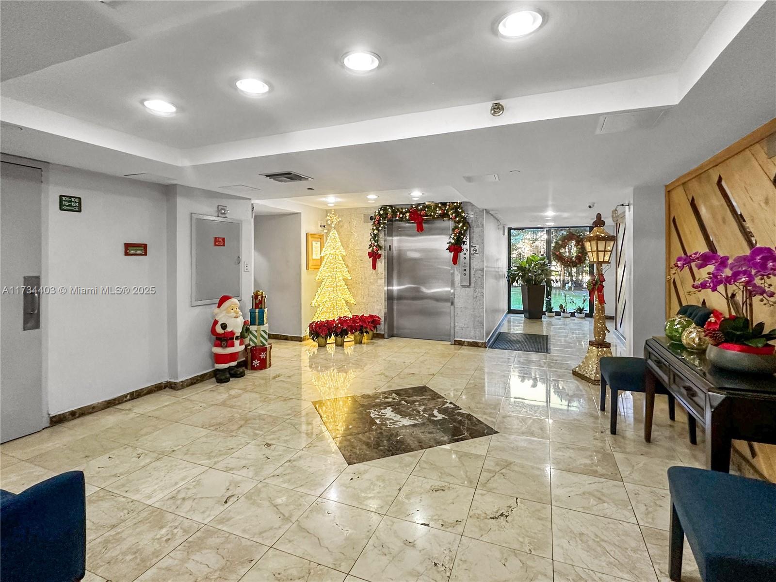 PLAZA OF AMERICAS CONDO P - Residential