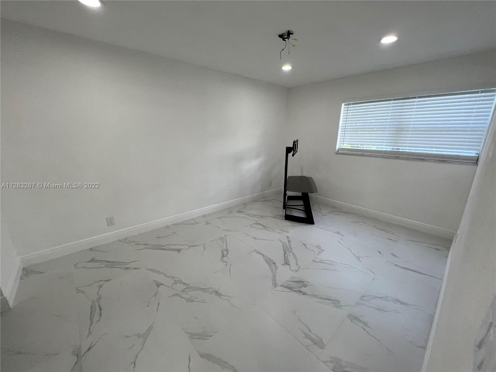 CASTLE APTS 9 CONDO - Residential