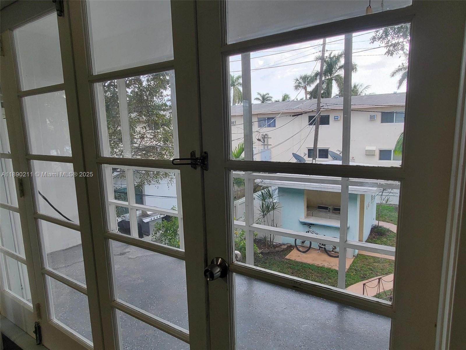 ATLANTIC SHORES DIXIE HIG - Residential Lease