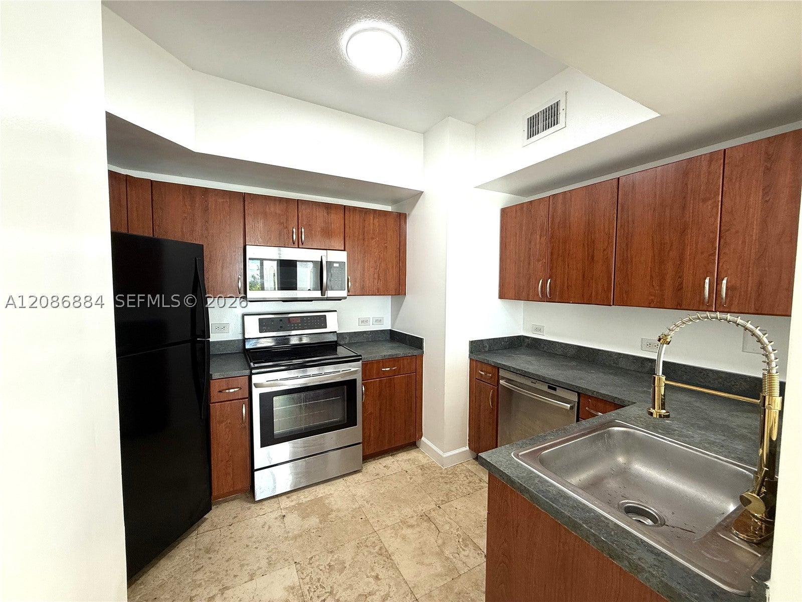9172 COLLINS AVE 409