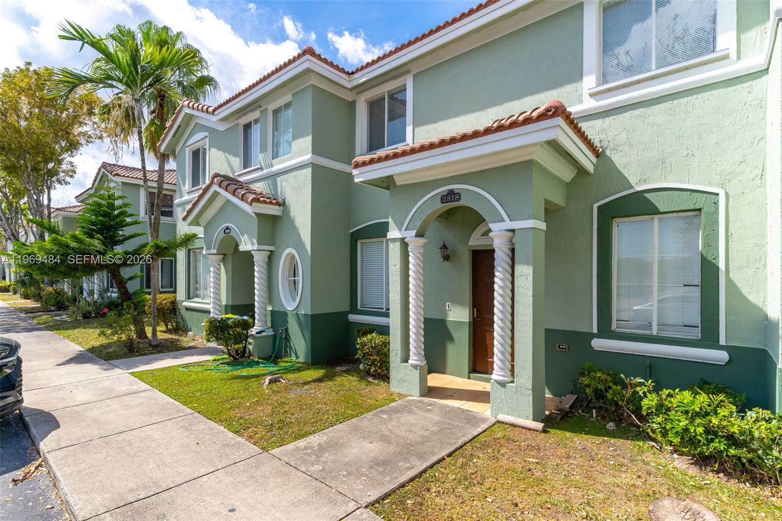 SHOMA TOWNHOMES AT KEYSCO - Residential