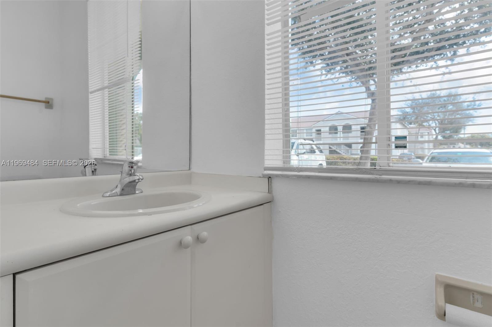 SHOMA TOWNHOMES AT KEYSCO - Residential