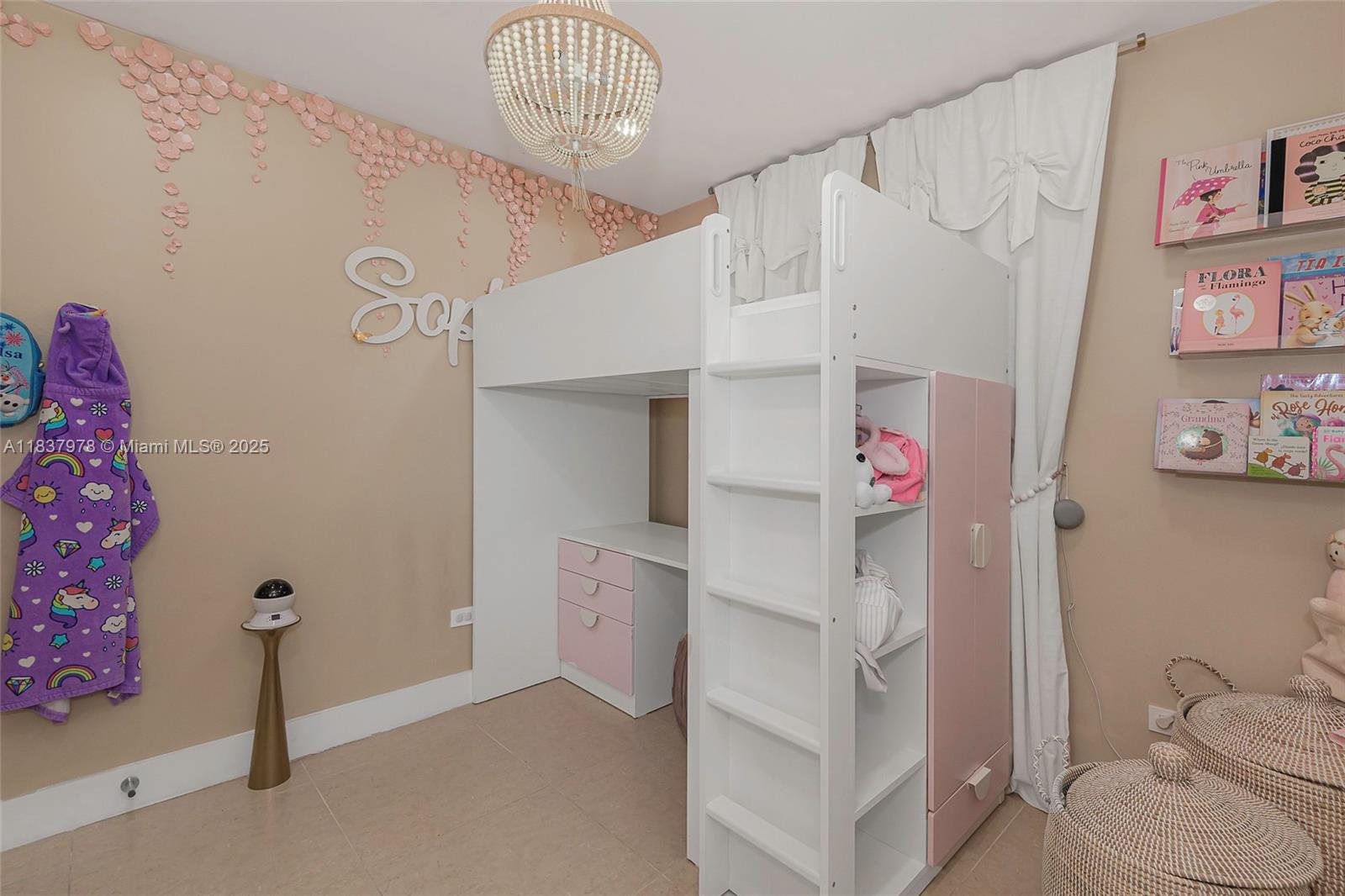 CORAL PARK ESTATES SEC 5 - Residential