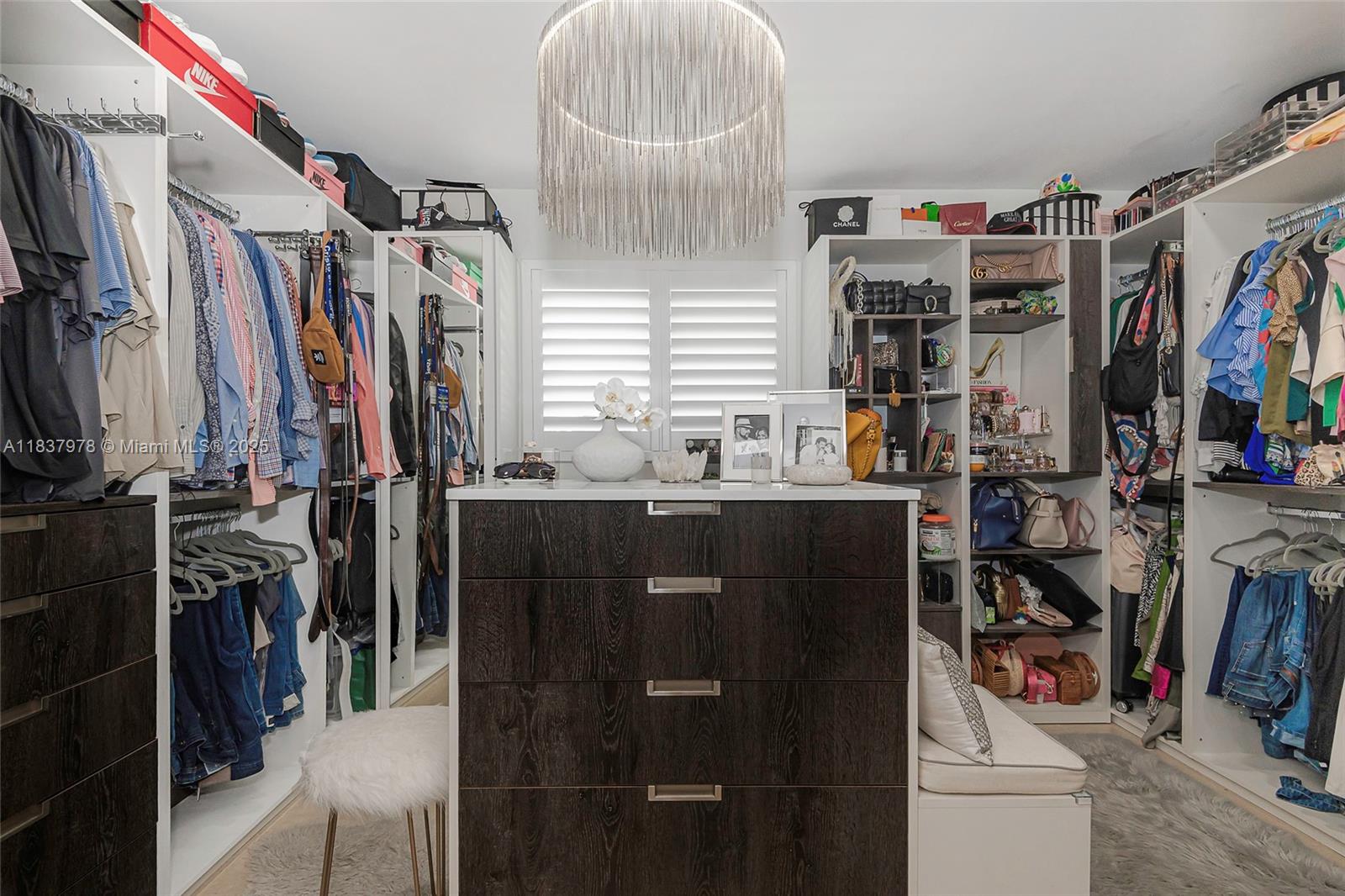 CORAL PARK ESTATES SEC 5 - Residential