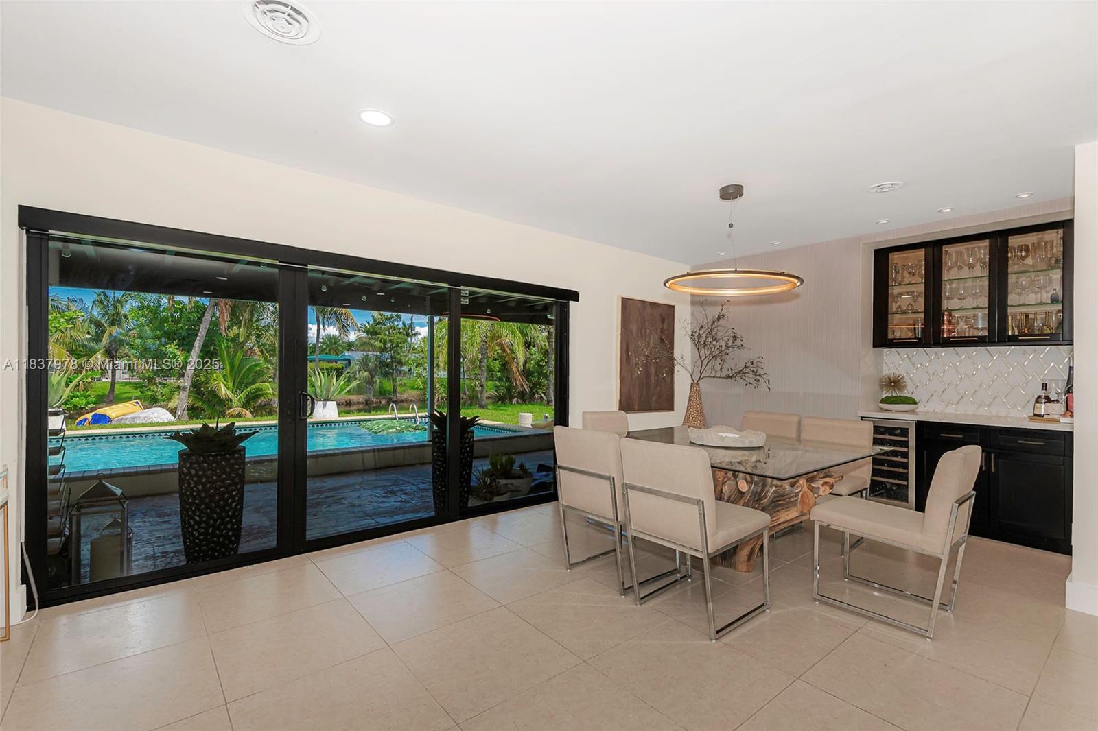 CORAL PARK ESTATES SEC 5 - Residential