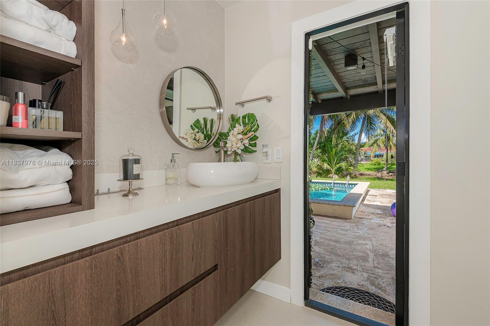 CORAL PARK ESTATES SEC 5 - Residential