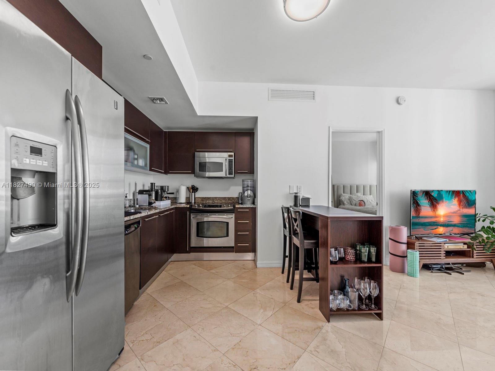 950 Brickell Bay Dr 1807