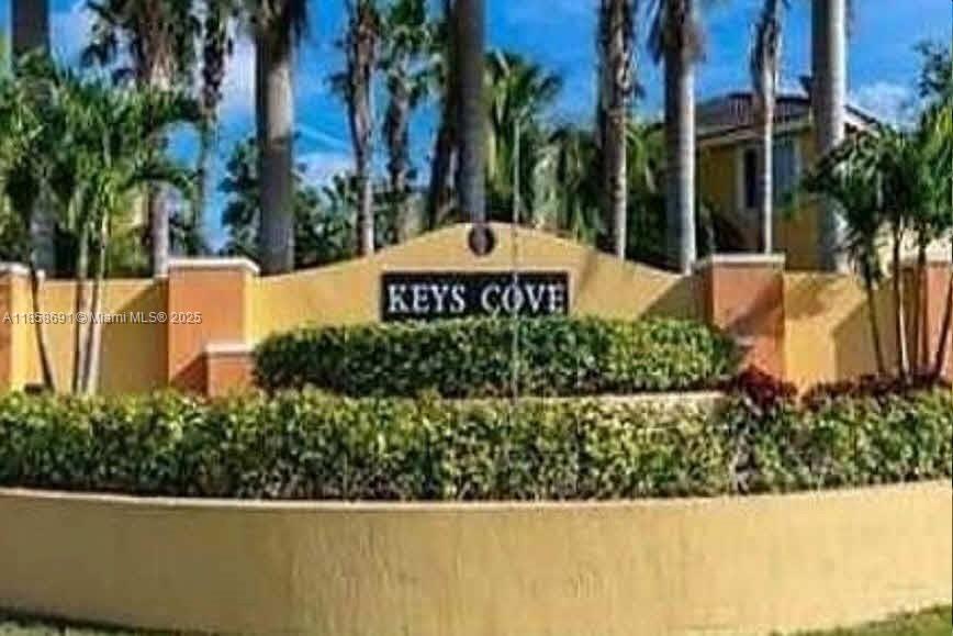 Located in Keys Cove GatedCommunity. Spacious 3 bedrooms 2 baths first floor unit. Tile flooring, walk in closets, washer/dryer inside theunit. HOA Amenities include 2 community pools & clubhouse. 24hr security surveillance. Close to shopping & theturnpike. Brand new publix walking distance. FL Keys a stones through away. Vacant and easy to show. Listing Agent is also the Owner. Owner Financing available. Minimum 30% down payment at 10% interest only for 5 years then Baloon.