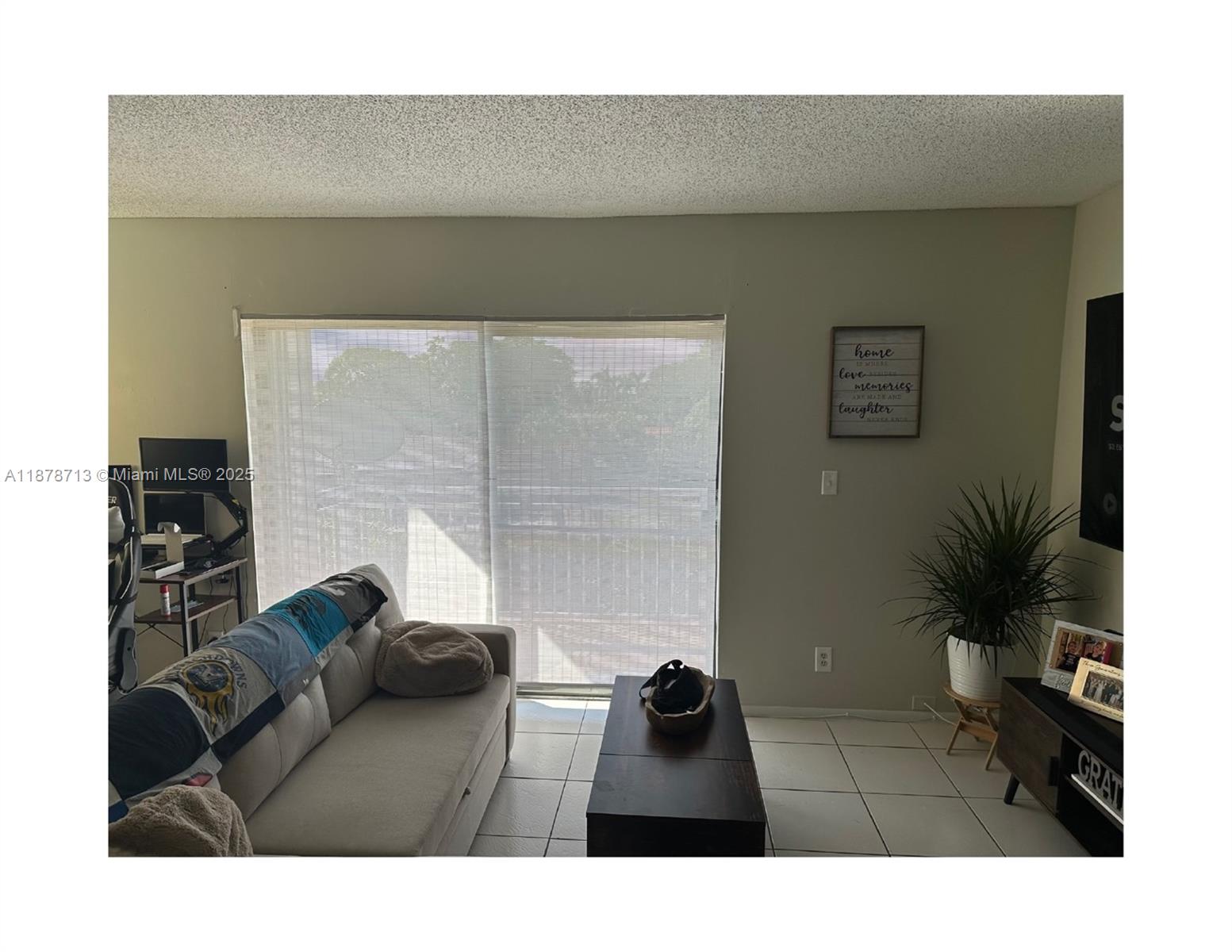 NEWPORT CONDO - Residential Lease