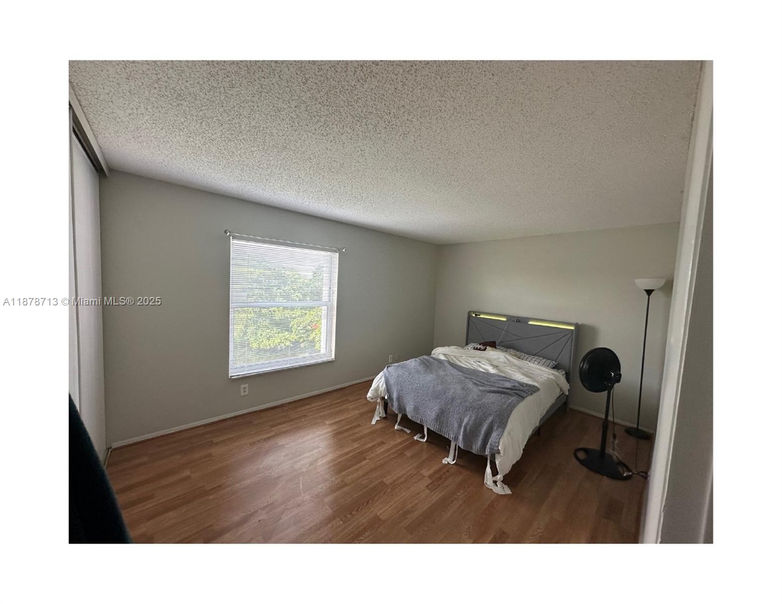 NEWPORT CONDO - Residential Lease