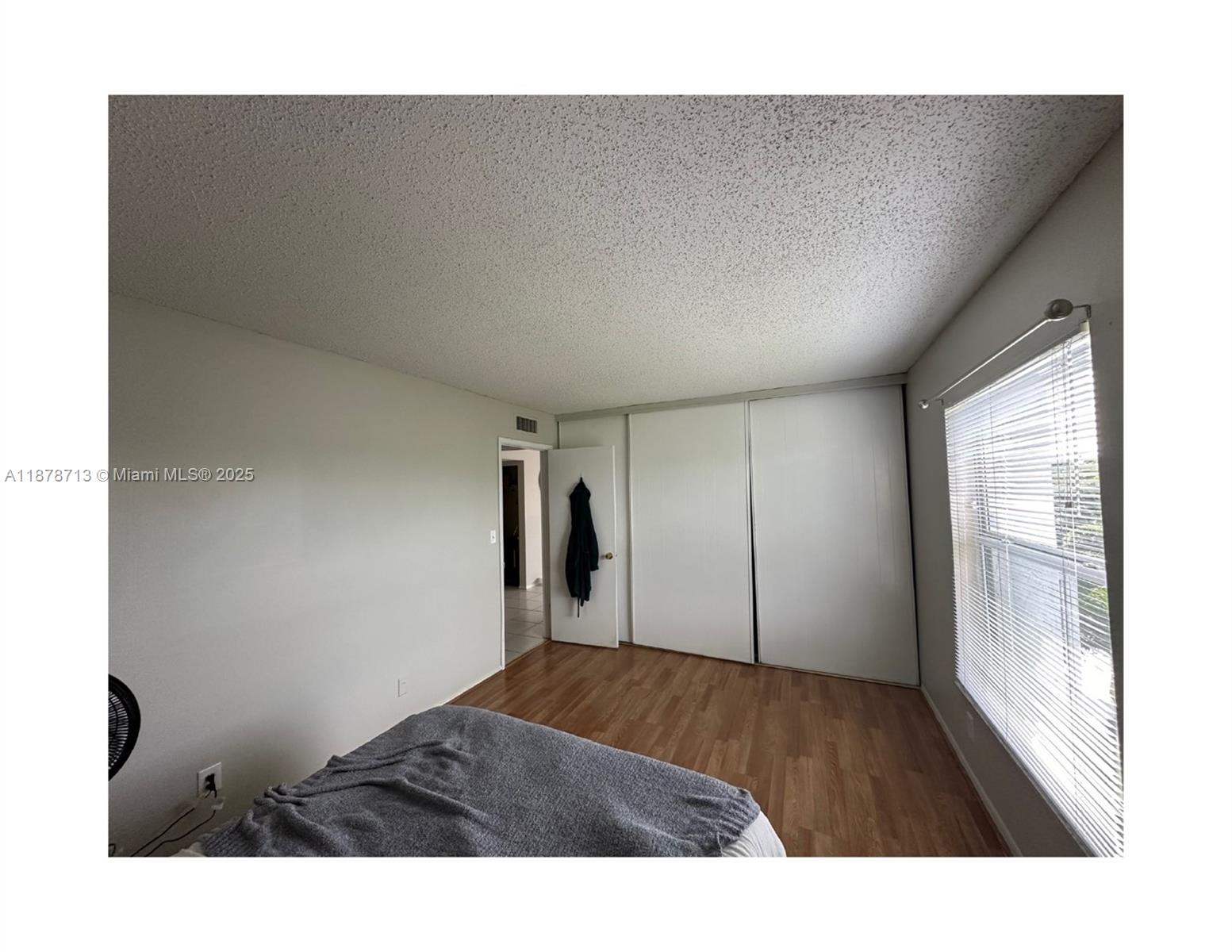 NEWPORT CONDO - Residential Lease