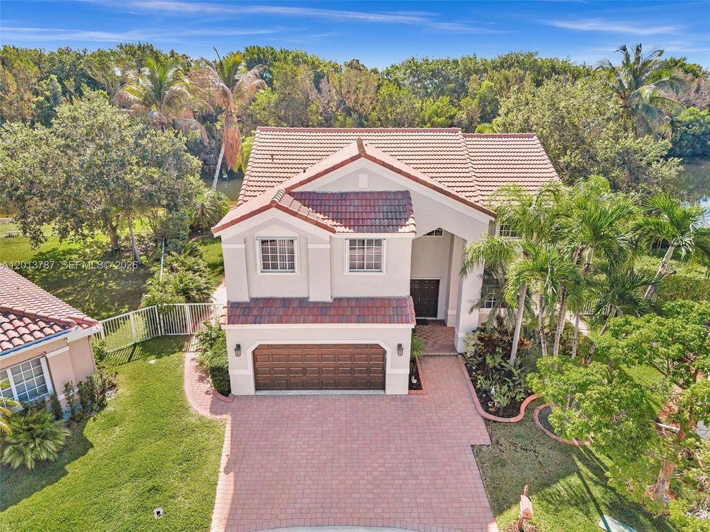 Photo of 103 Cameron Ct, Weston, FL 33326 (MLS # A12013787)