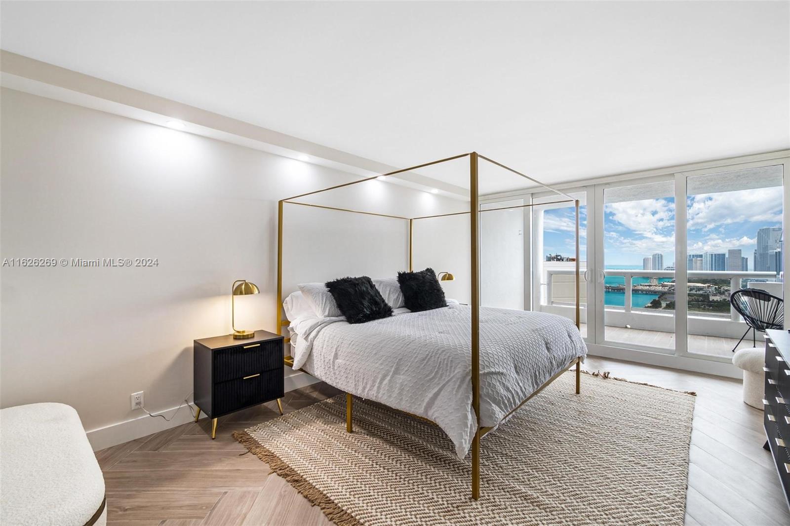 VENETIA CONDO - Residential