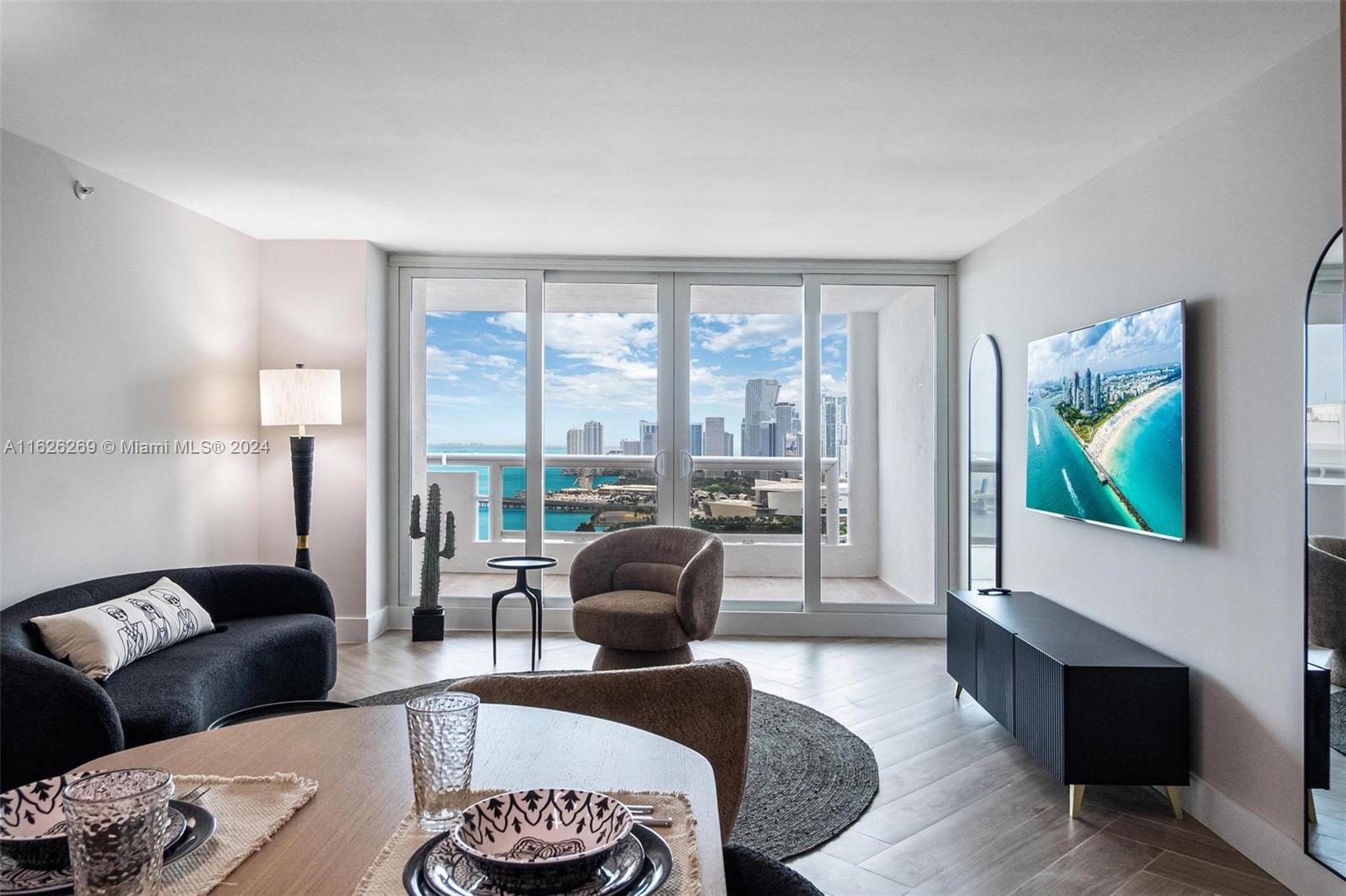 VENETIA CONDO - Residential