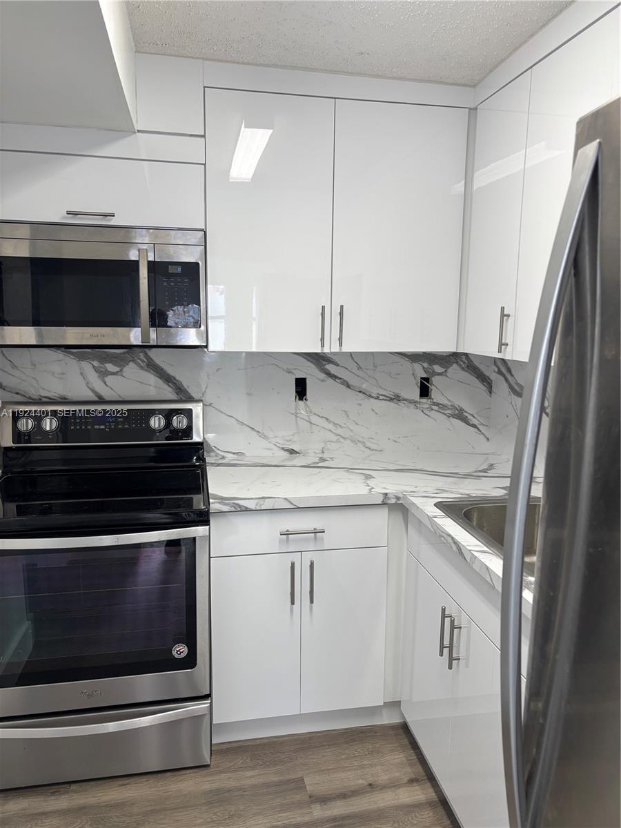 COBOS FRONTON SUB 1 - Residential