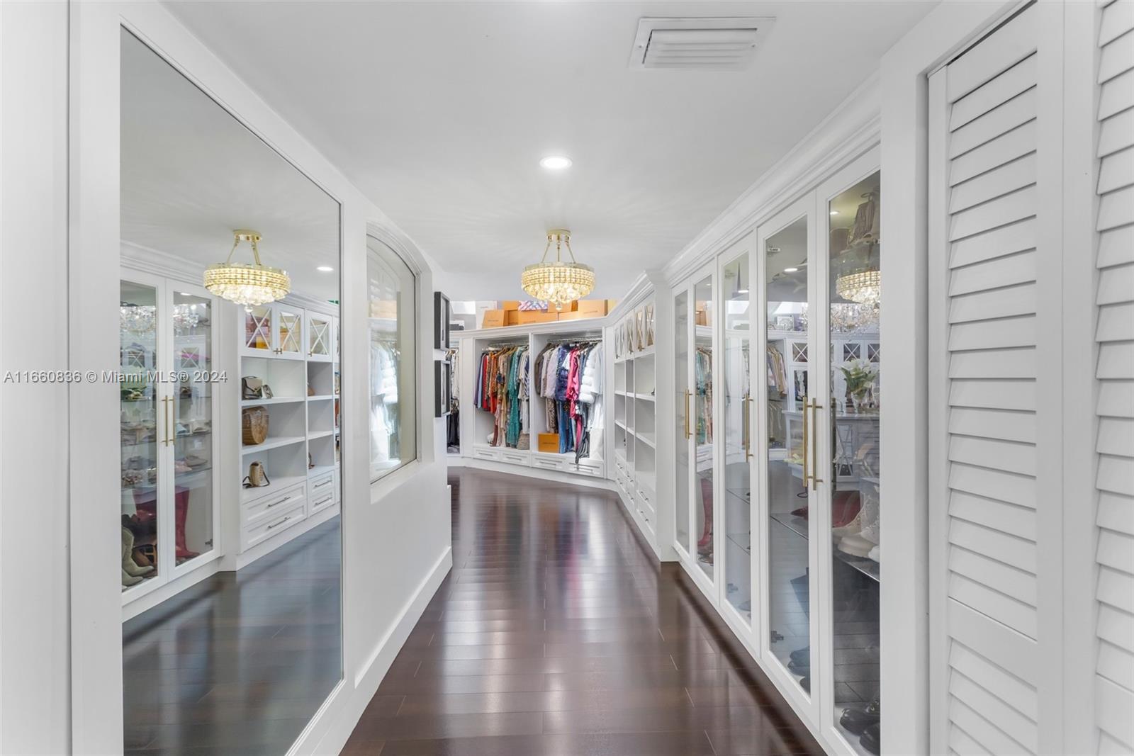 SUNNY SOUTH ACRES - Residential