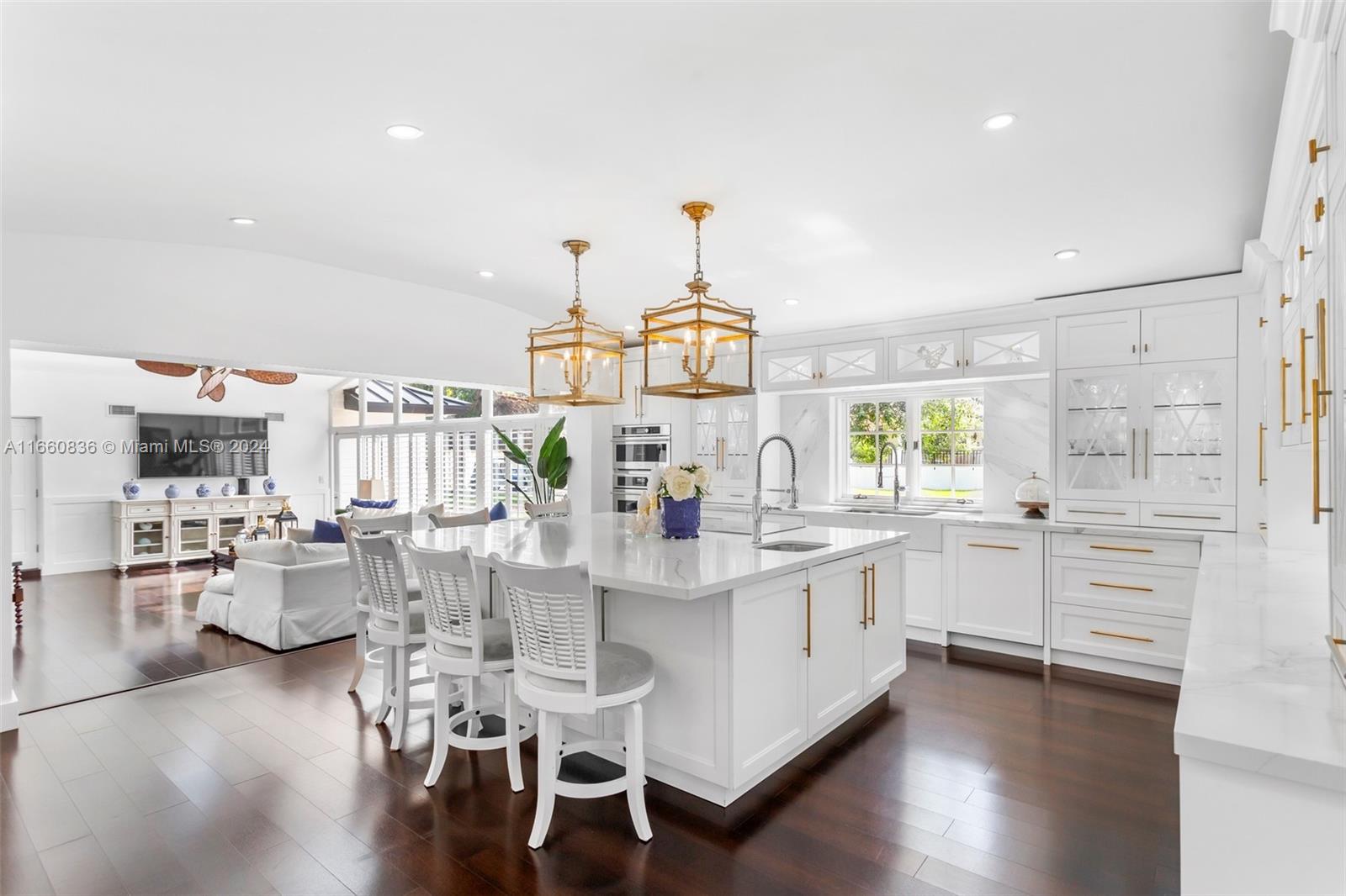 SUNNY SOUTH ACRES - Residential