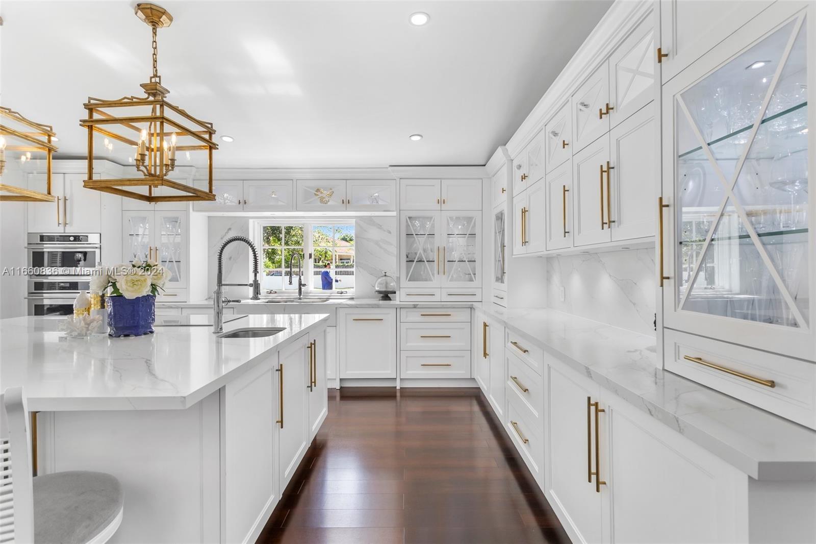 SUNNY SOUTH ACRES - Residential