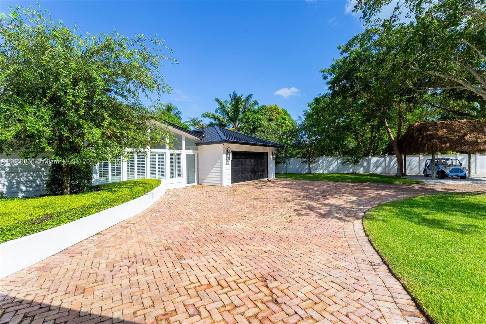 SUNNY SOUTH ACRES - Residential