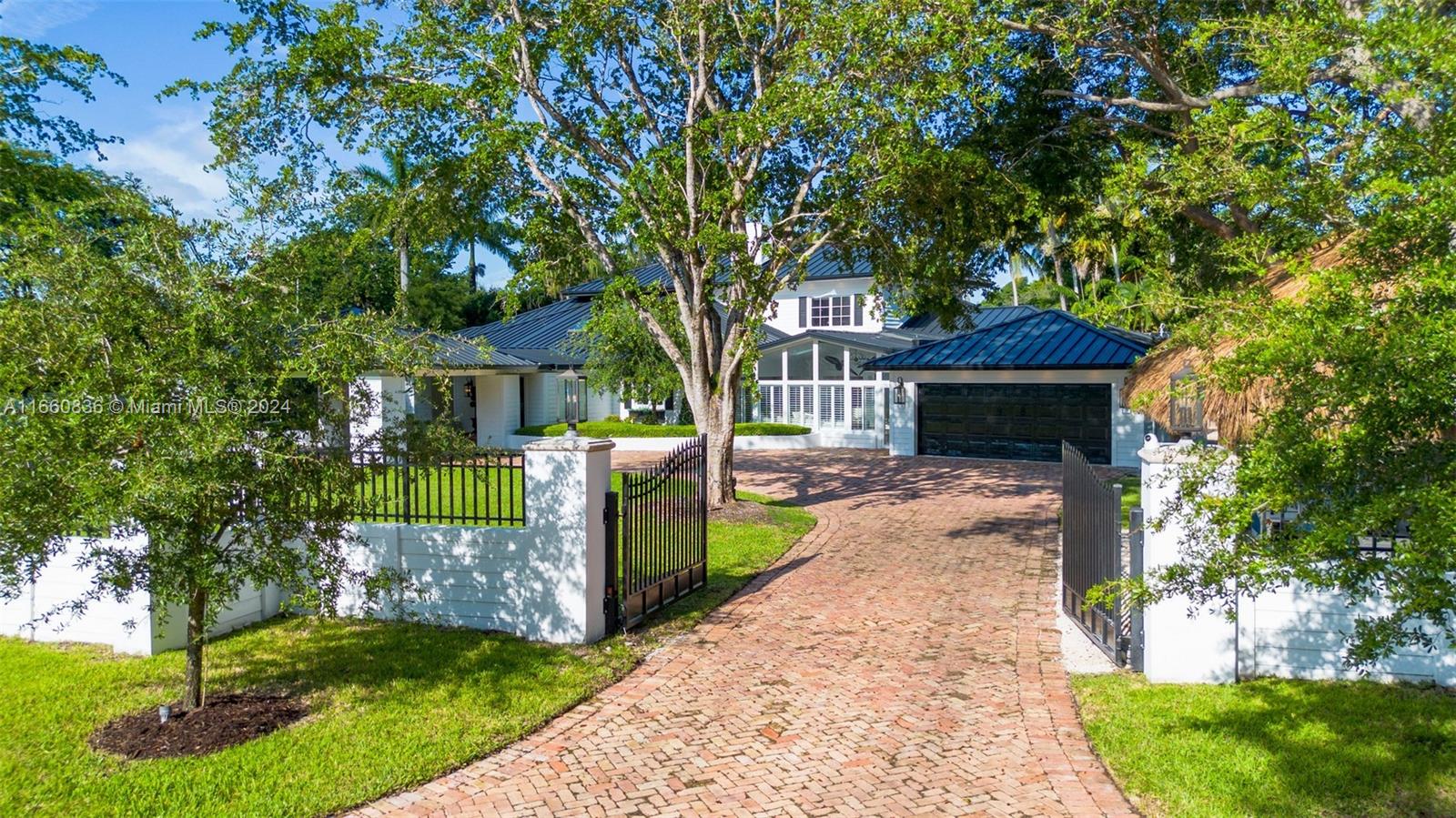 SUNNY SOUTH ACRES - Residential