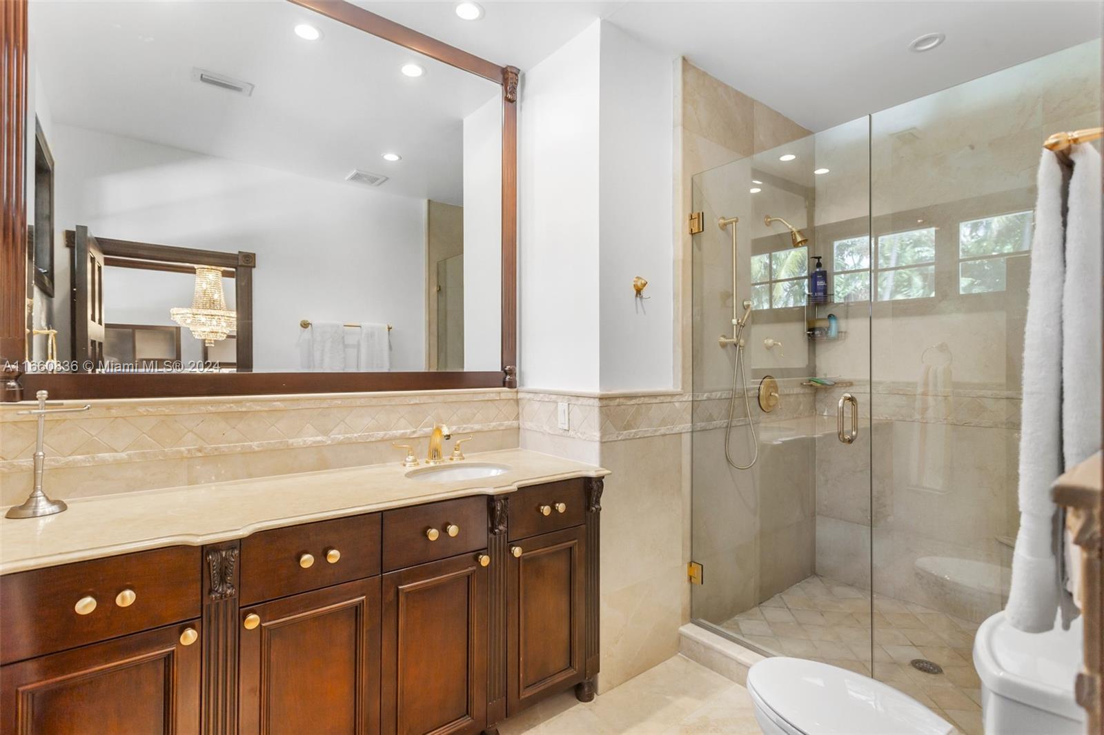 SUNNY SOUTH ACRES - Residential