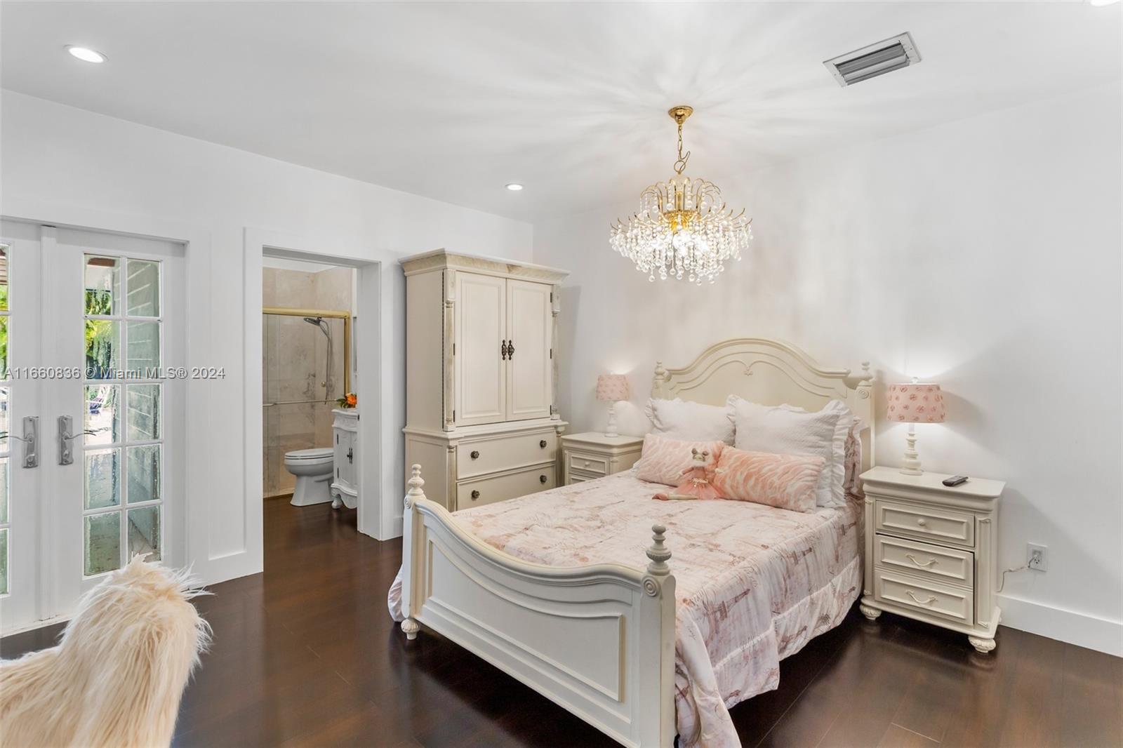 SUNNY SOUTH ACRES - Residential