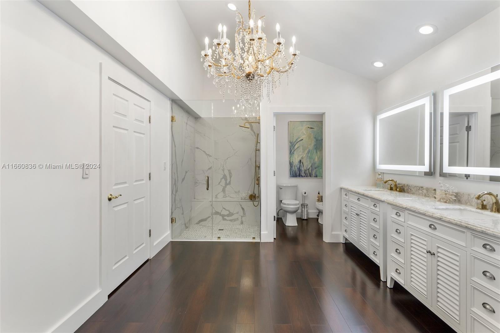 SUNNY SOUTH ACRES - Residential