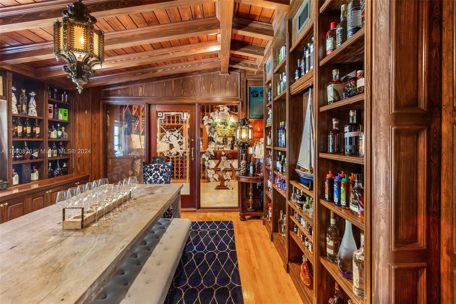 SUNNY SOUTH ACRES - Residential