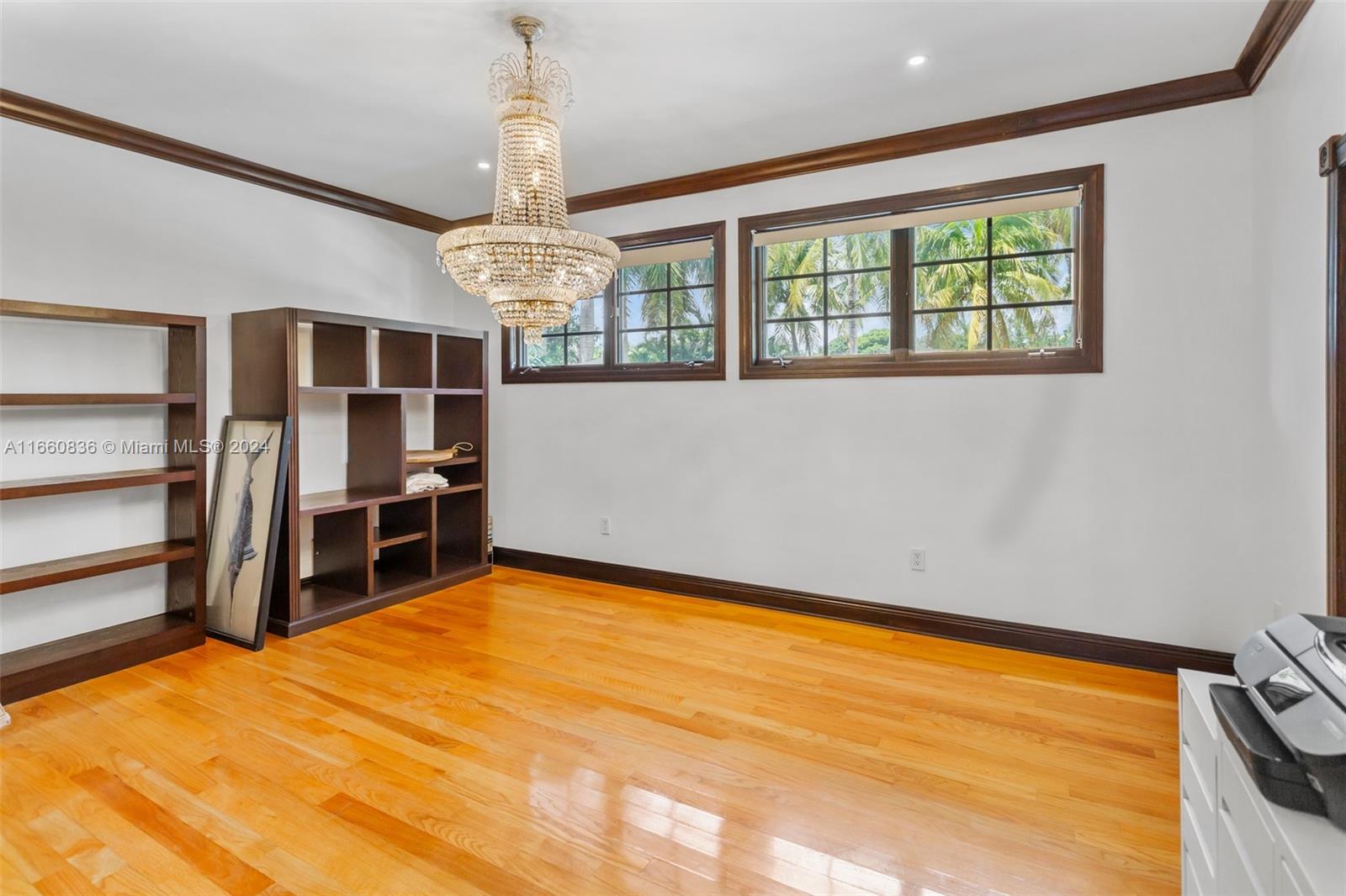 SUNNY SOUTH ACRES - Residential