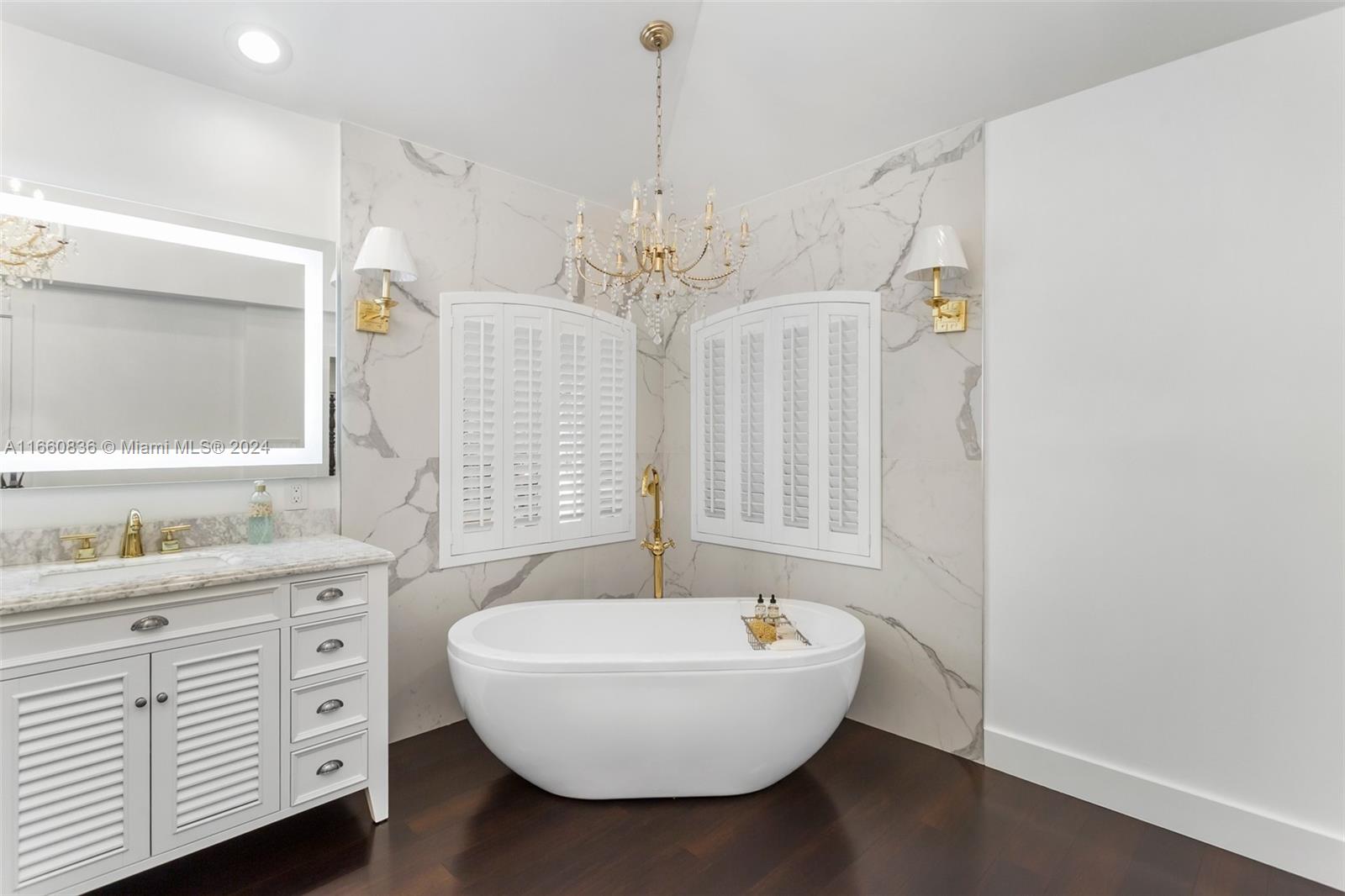 SUNNY SOUTH ACRES - Residential