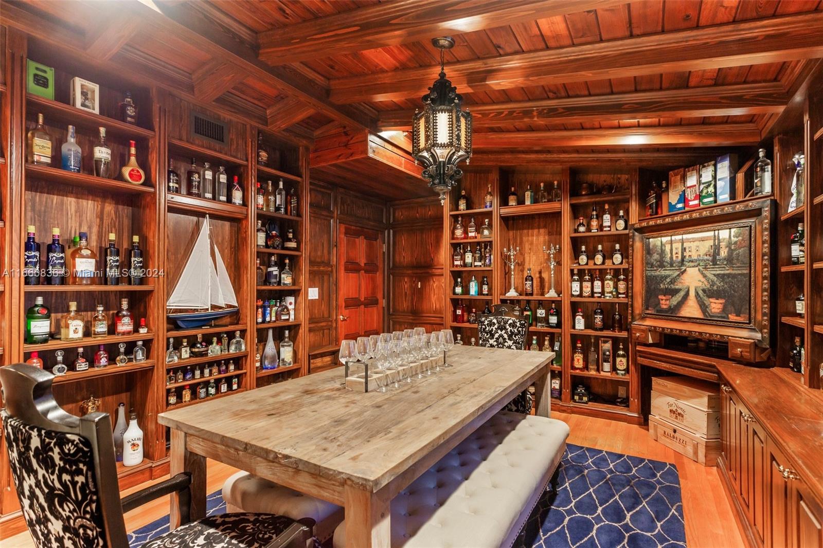 SUNNY SOUTH ACRES - Residential