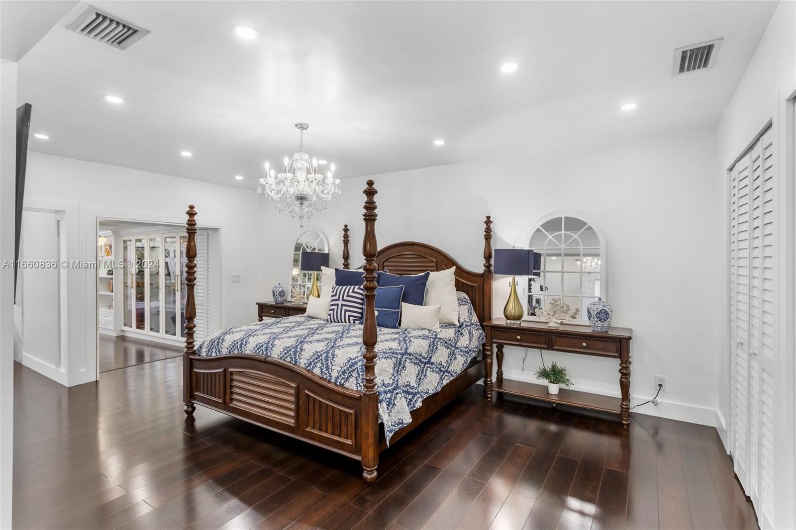 SUNNY SOUTH ACRES - Residential