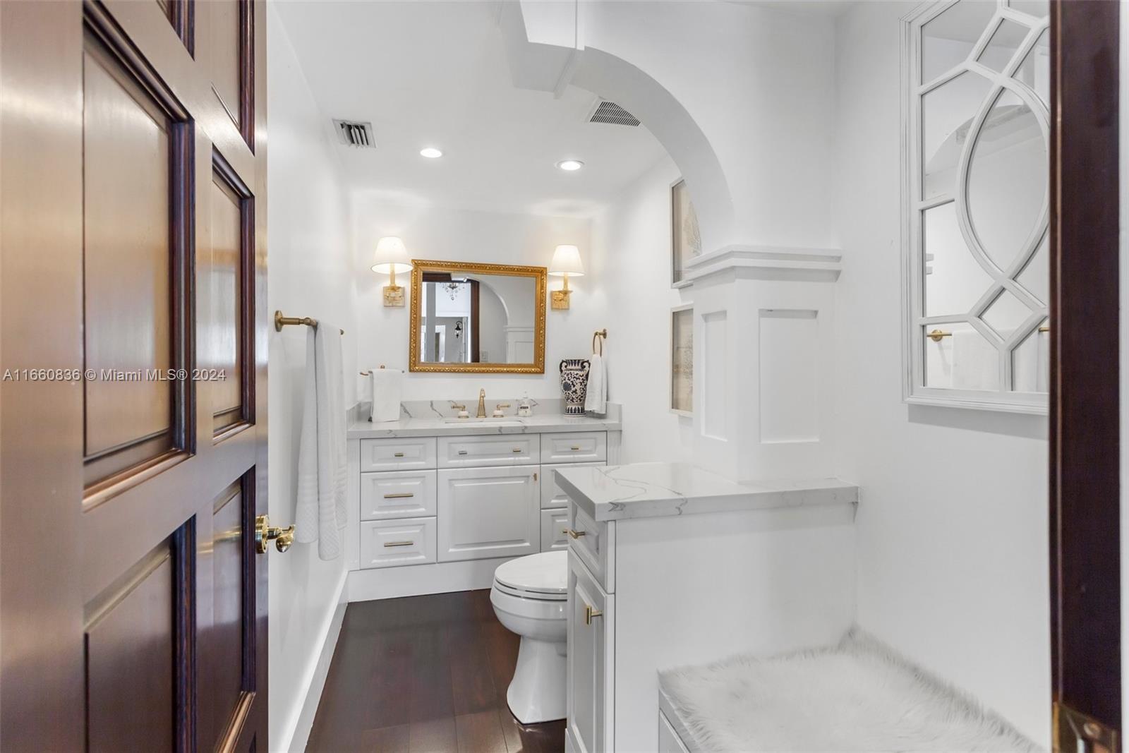 SUNNY SOUTH ACRES - Residential