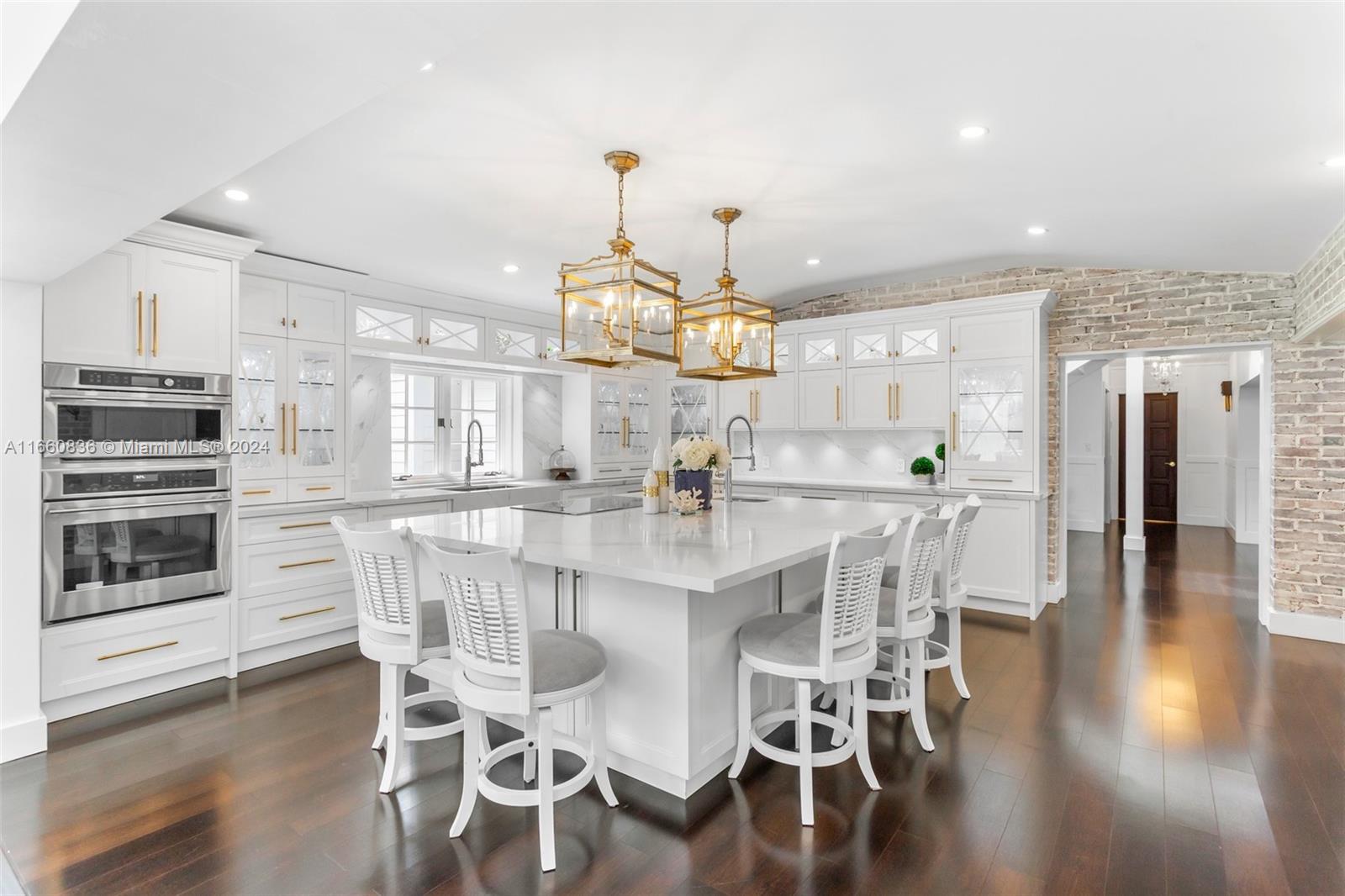 SUNNY SOUTH ACRES - Residential