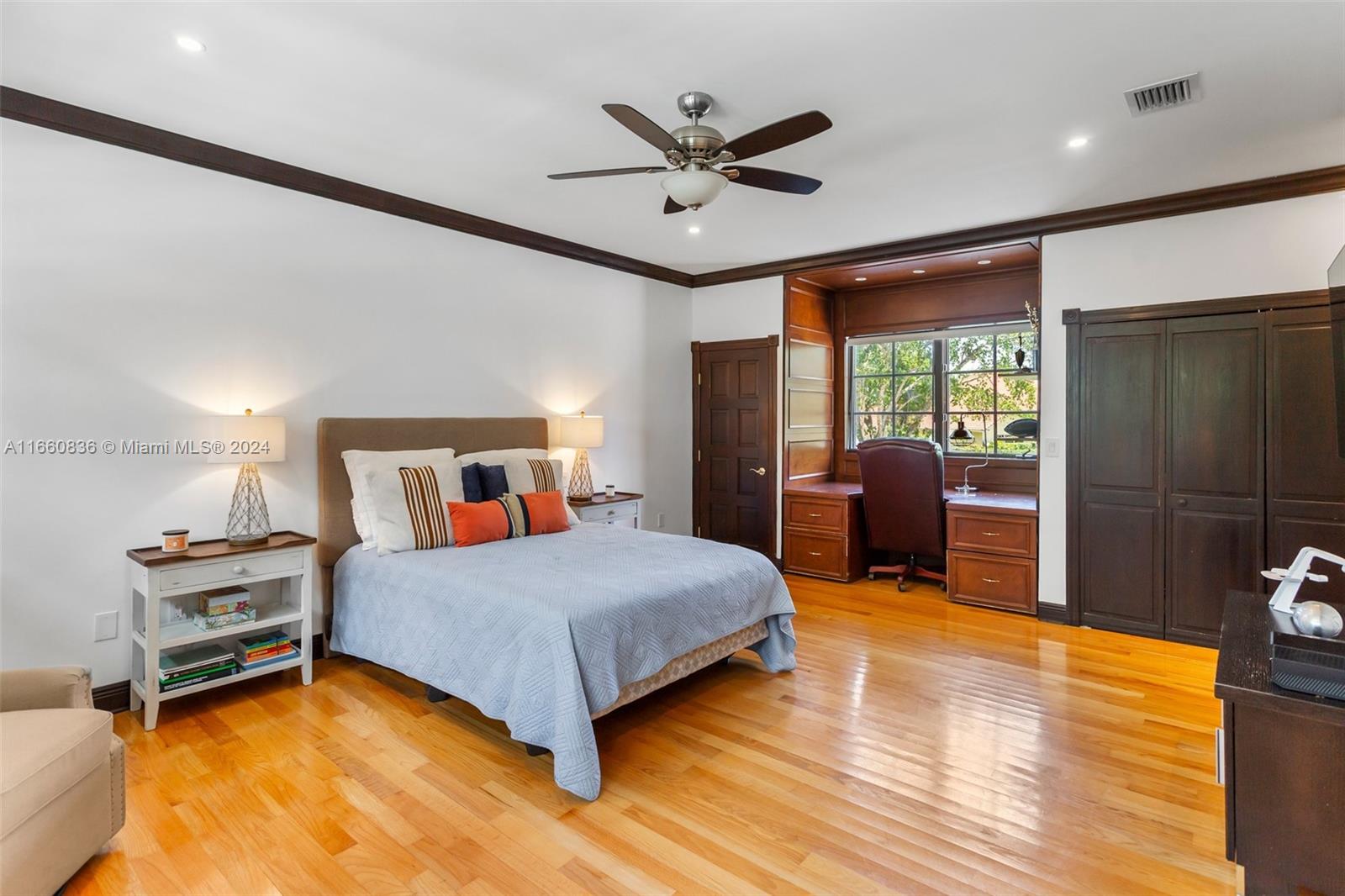 SUNNY SOUTH ACRES - Residential