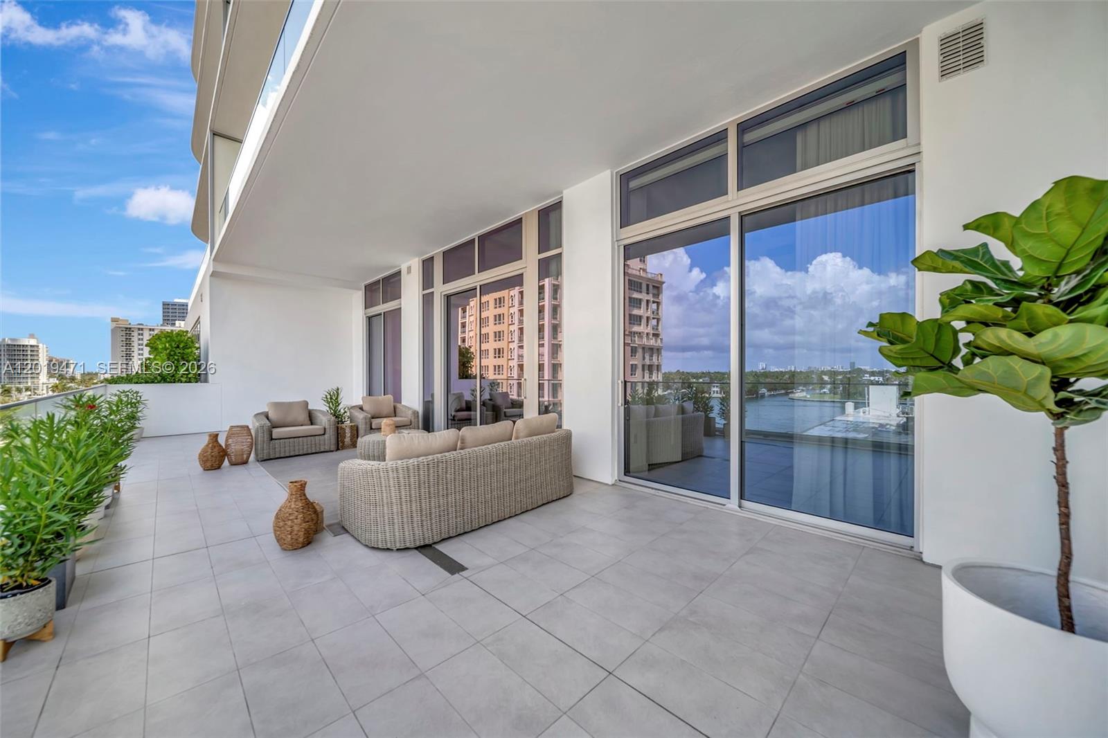 Selene OceanFront Res - Residential