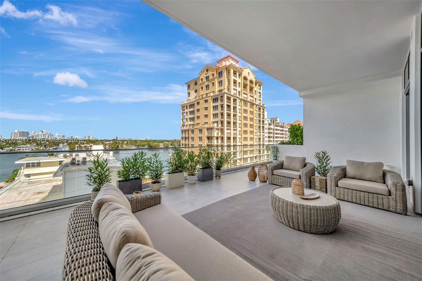 Selene OceanFront Res - Residential