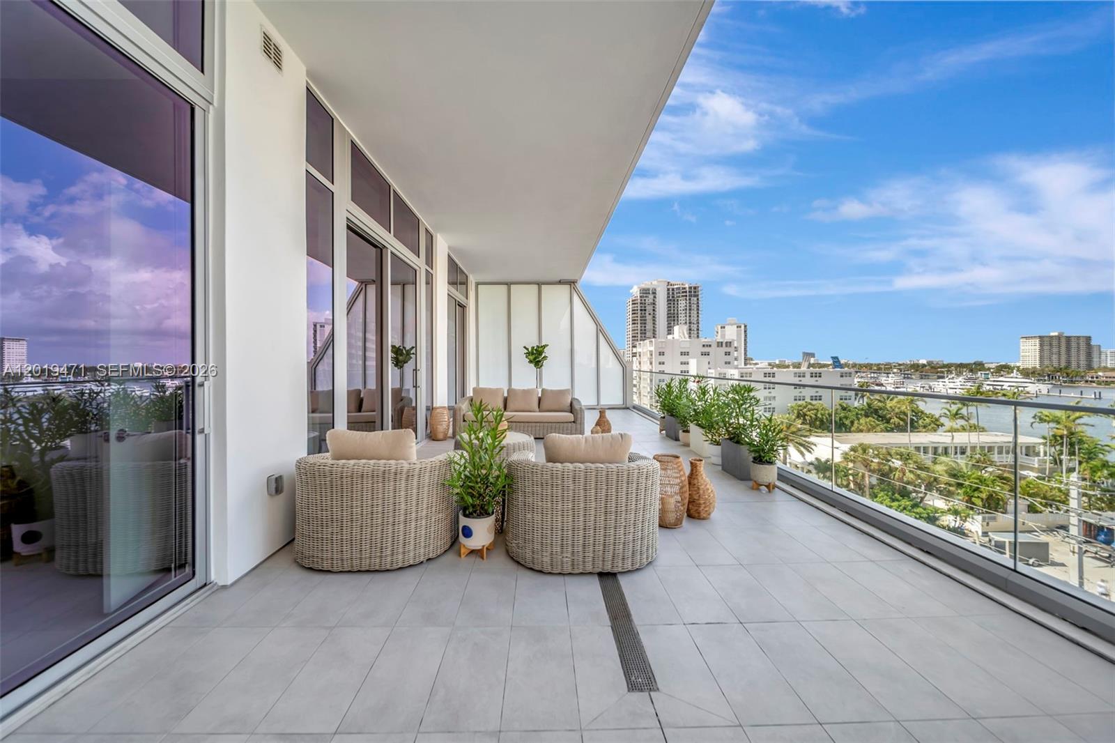 Selene OceanFront Res - Residential