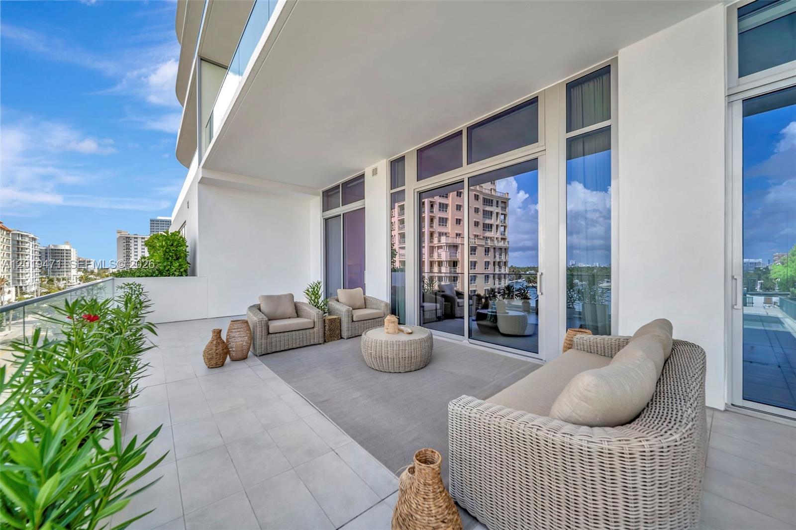 Selene OceanFront Res - Residential