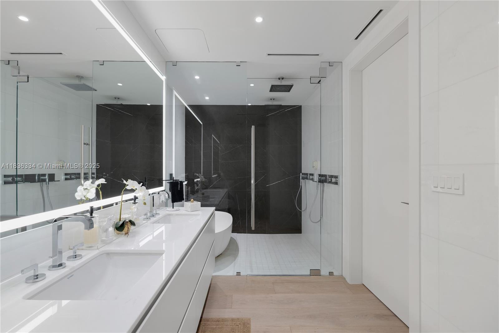 Aston Martin Residences - Residential