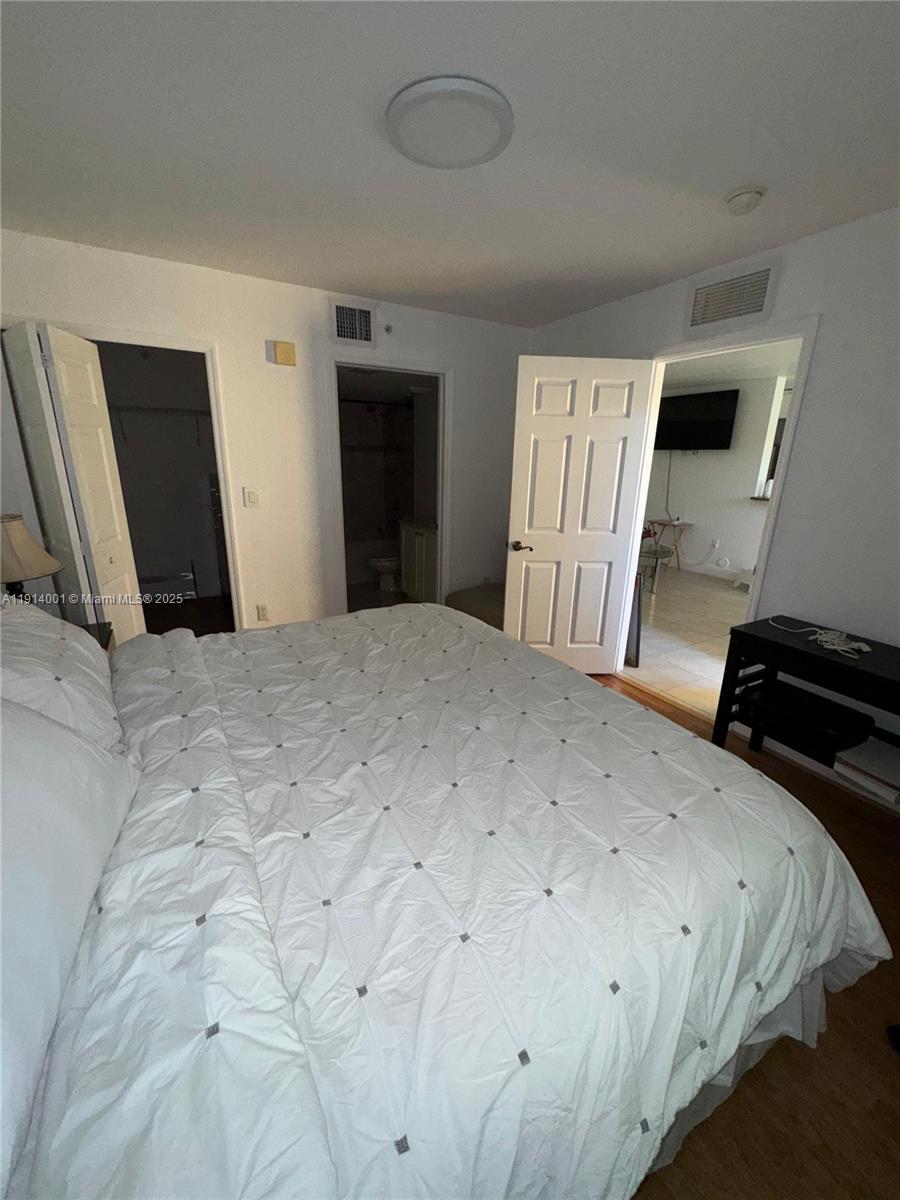 CUTLER LAKES CONDO - Residential